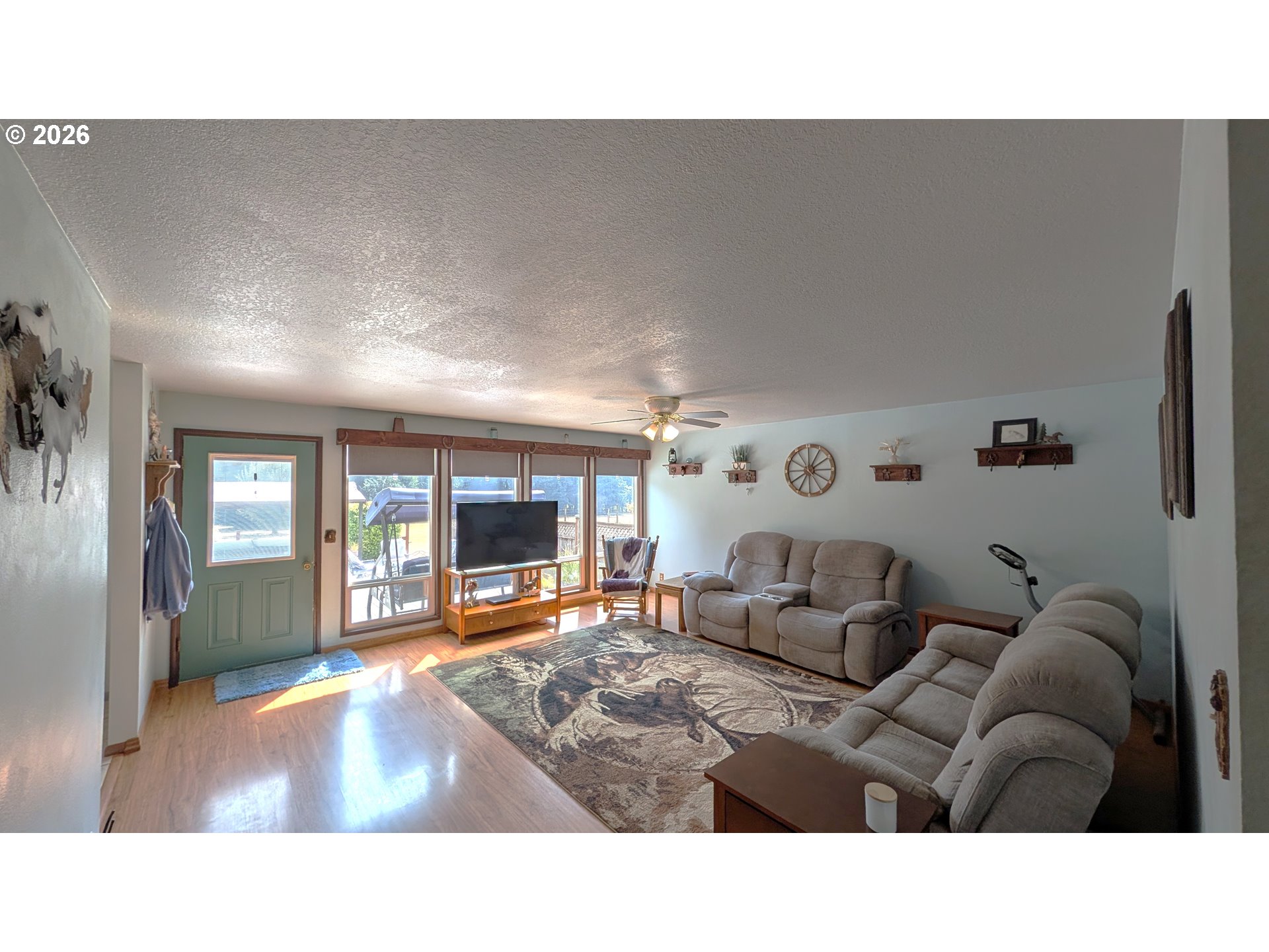 Property photo 6 of 37