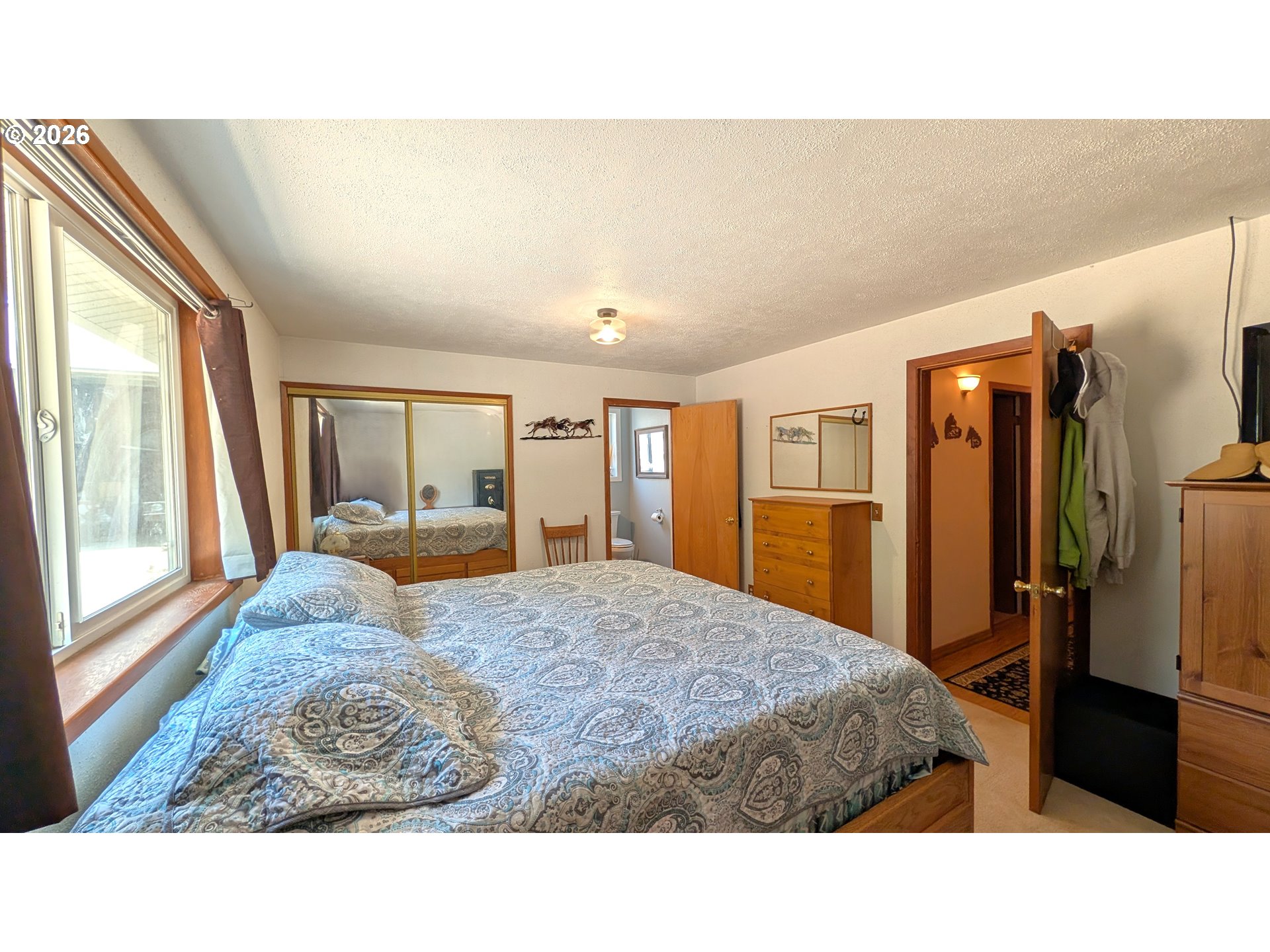 Property photo 9 of 37