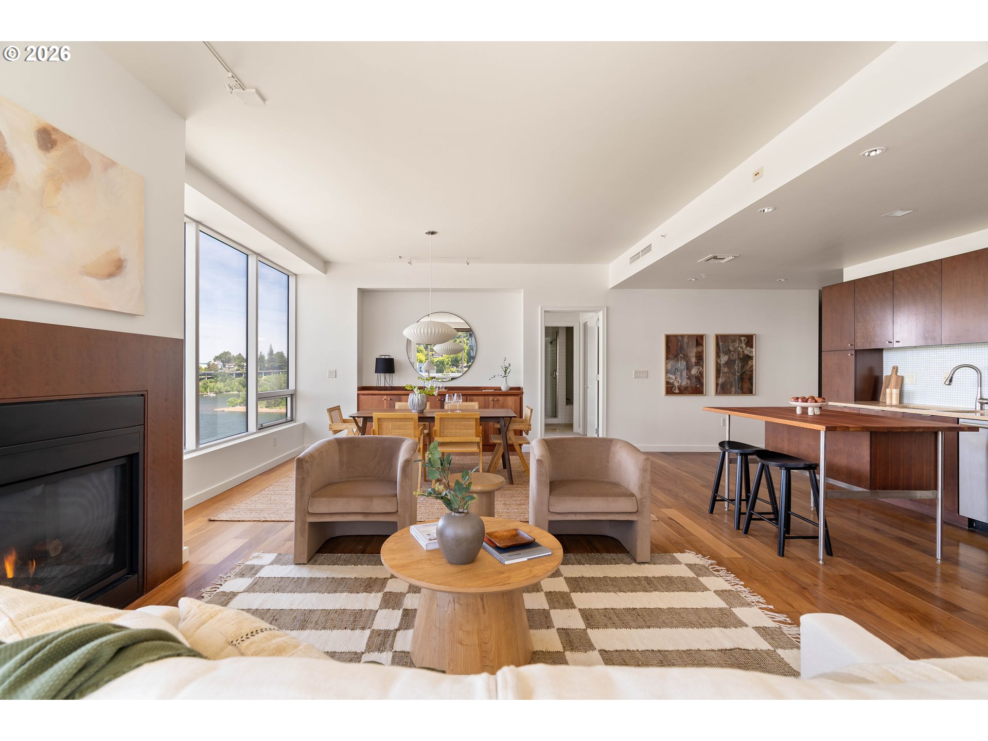Photo #1: 464731798 Listing: Photo #1
