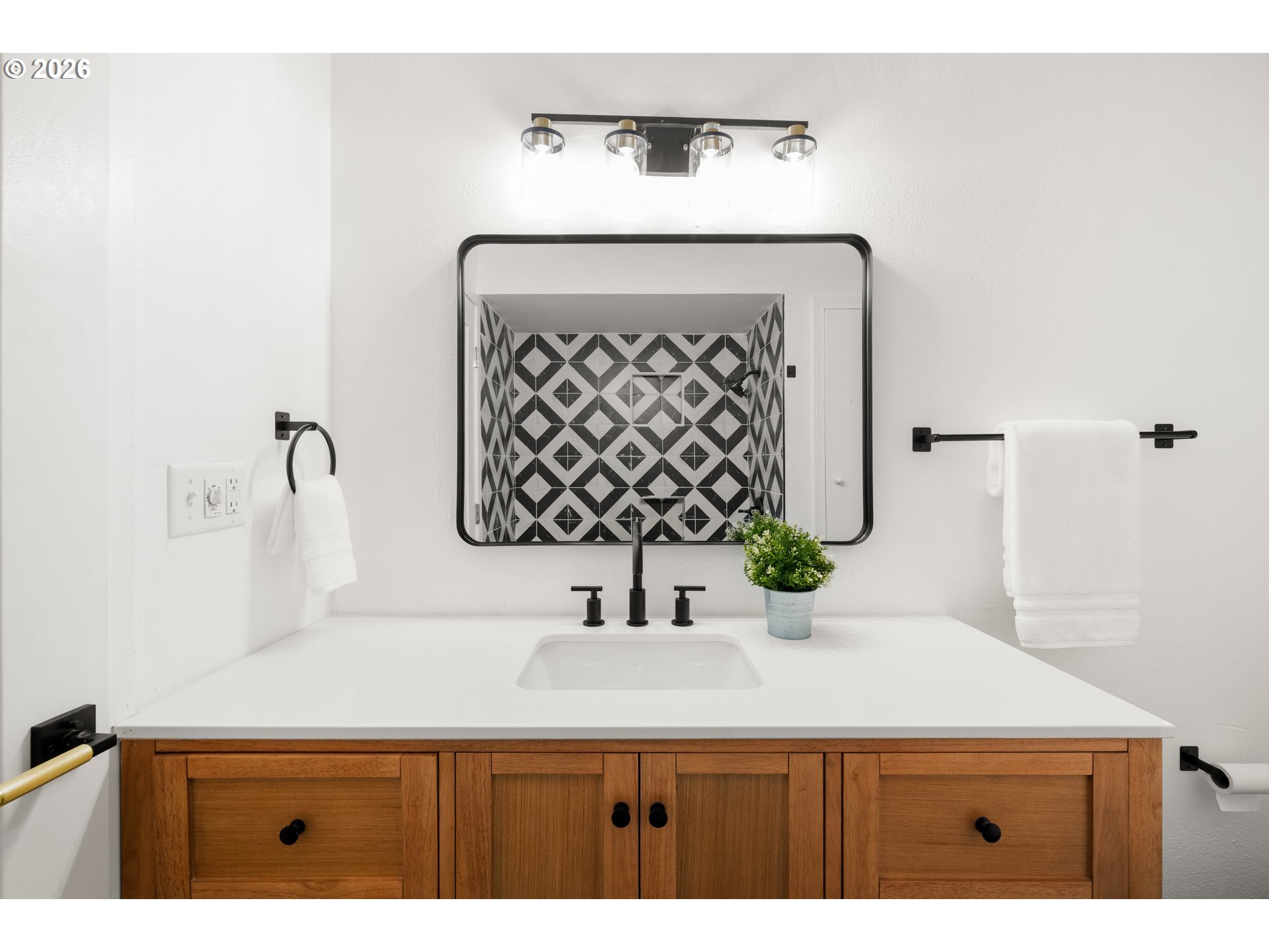 5431 SW 53RD AVE, Portland, OR, 97221