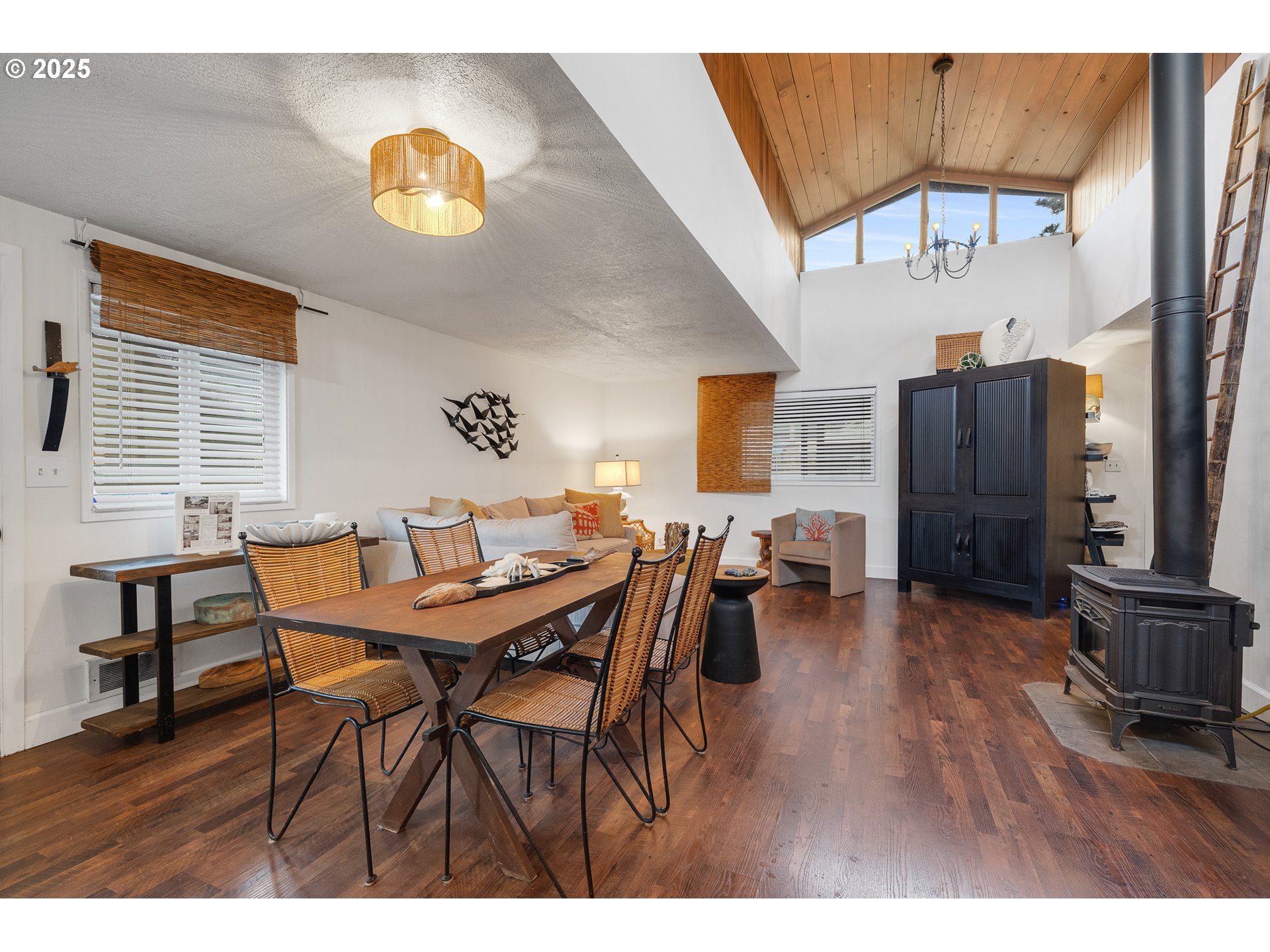 111 S DOLPHIN ST, Rockaway Beach, OR, 97136