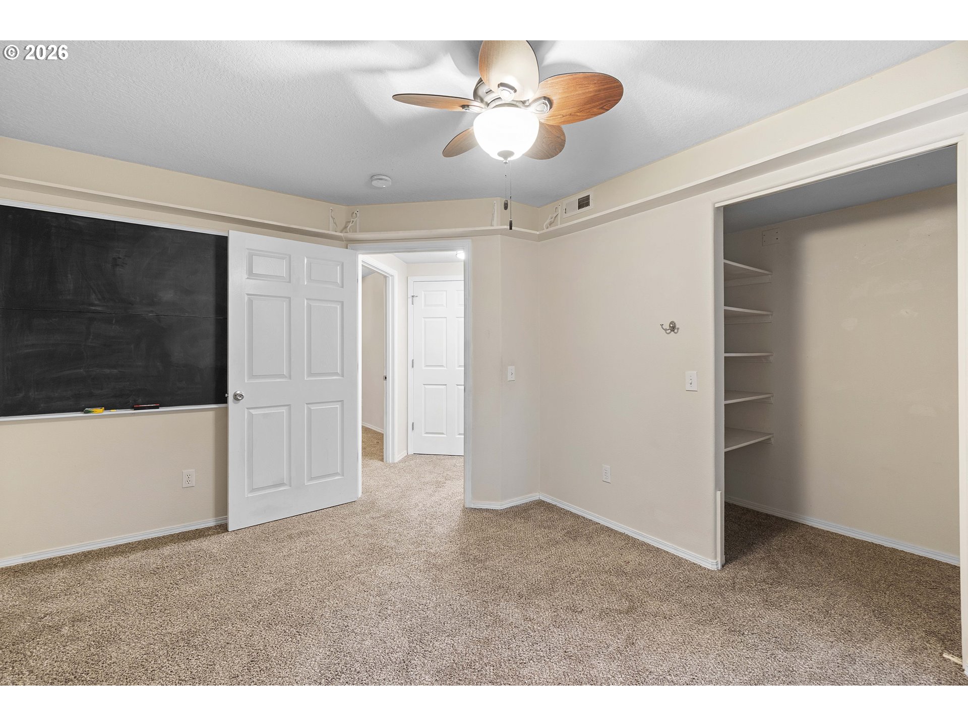 Photo #23: 466050661 Listing: Photo #23