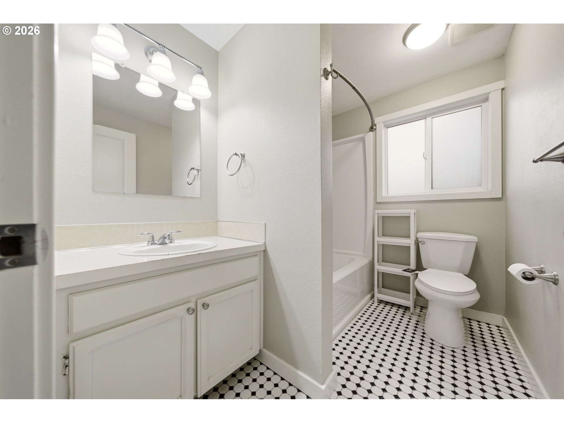 Photo #29: 466889338 Listing: Photo #29