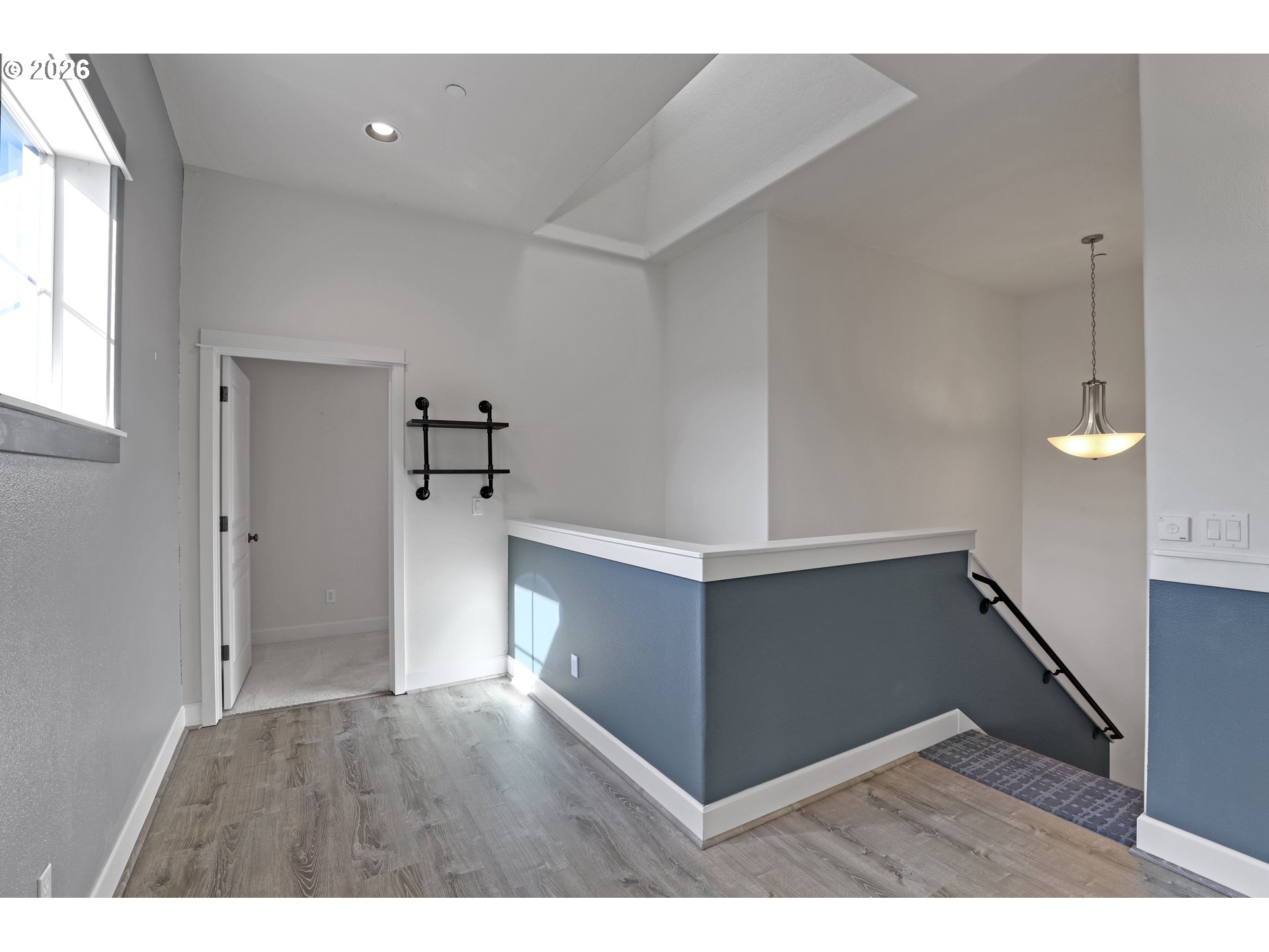 Photo #2: 467863371 Listing: Photo #2