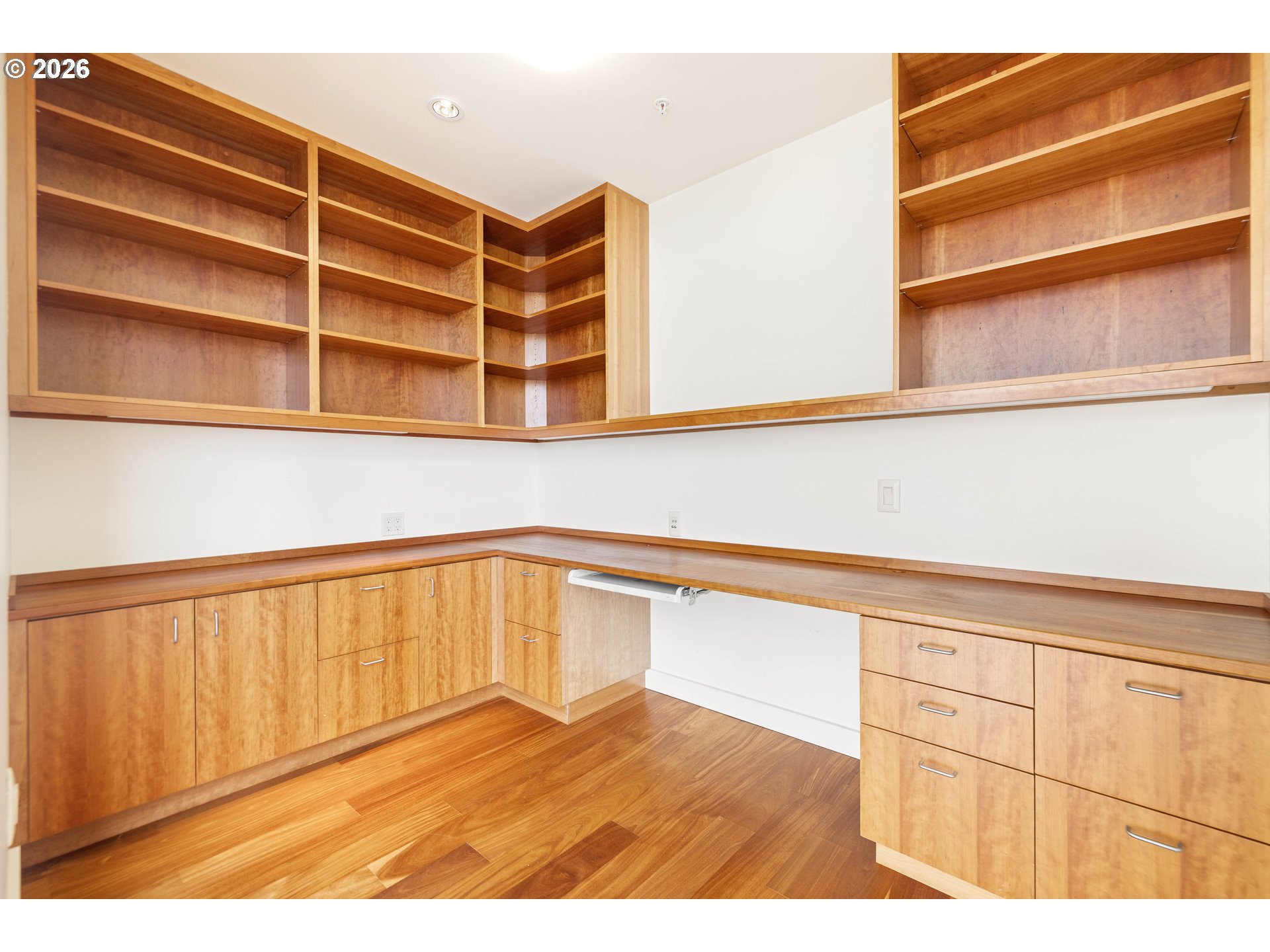 Photo #20: 467900788 Listing: Photo #20