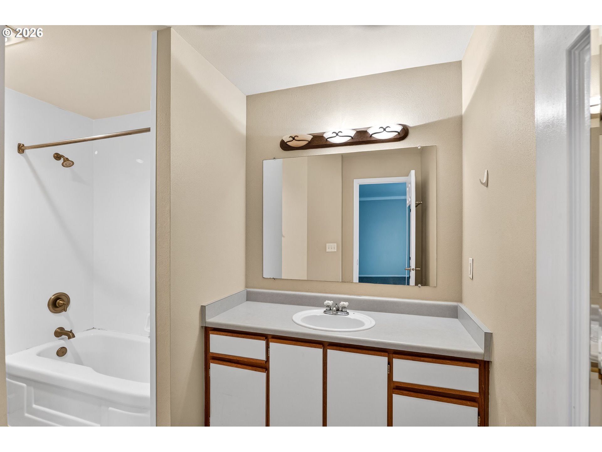 Photo #18: 467943937 Listing: Photo #18