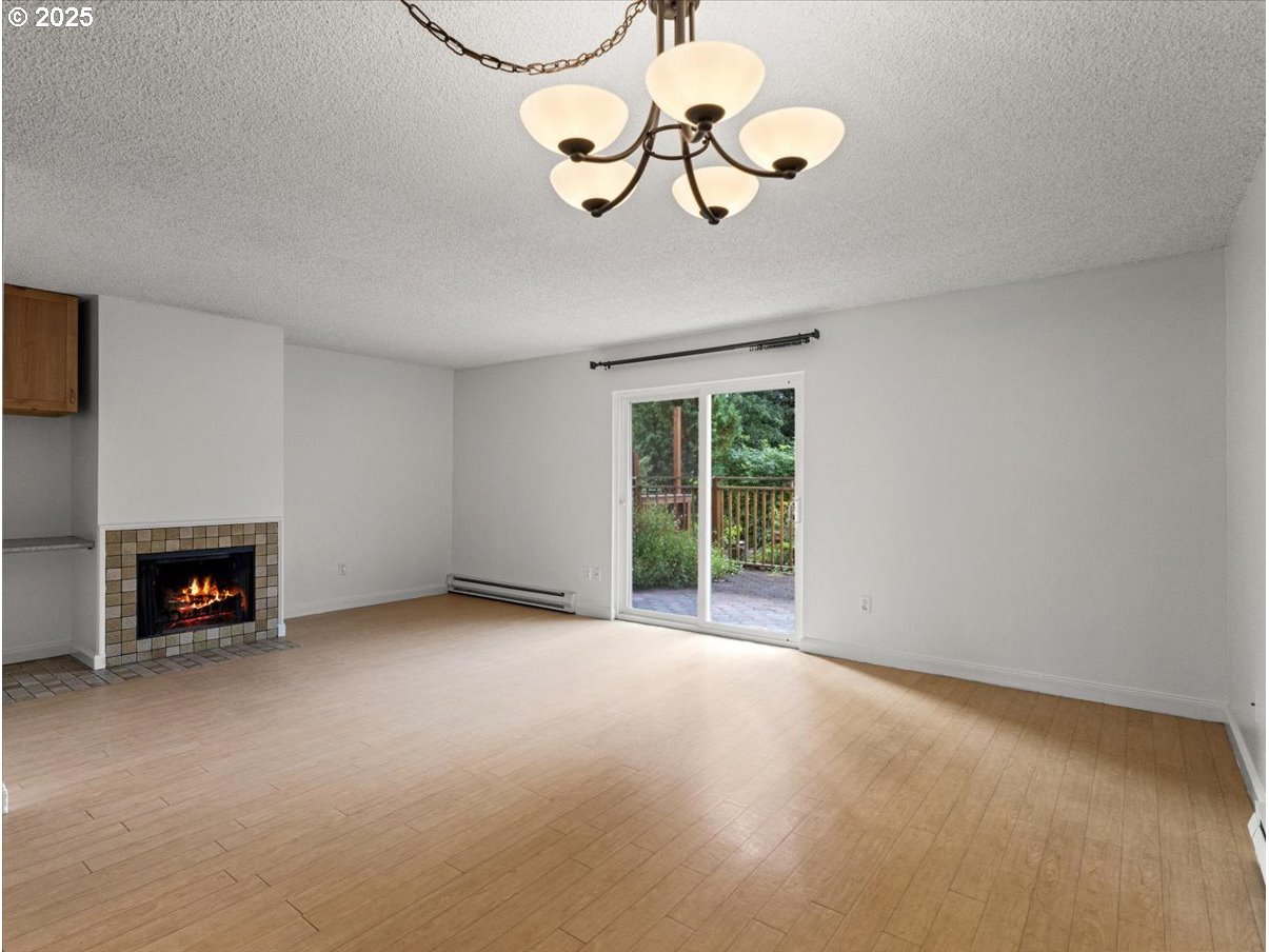 Photo #12: 468037407 Listing: Photo #12