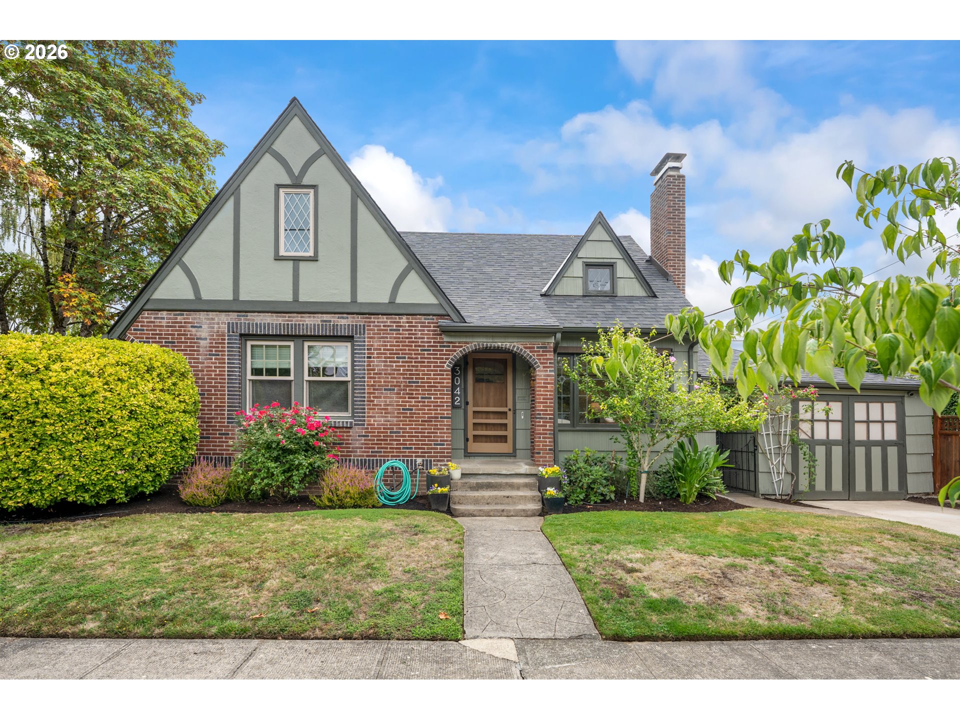 3042 NE 30TH AVE