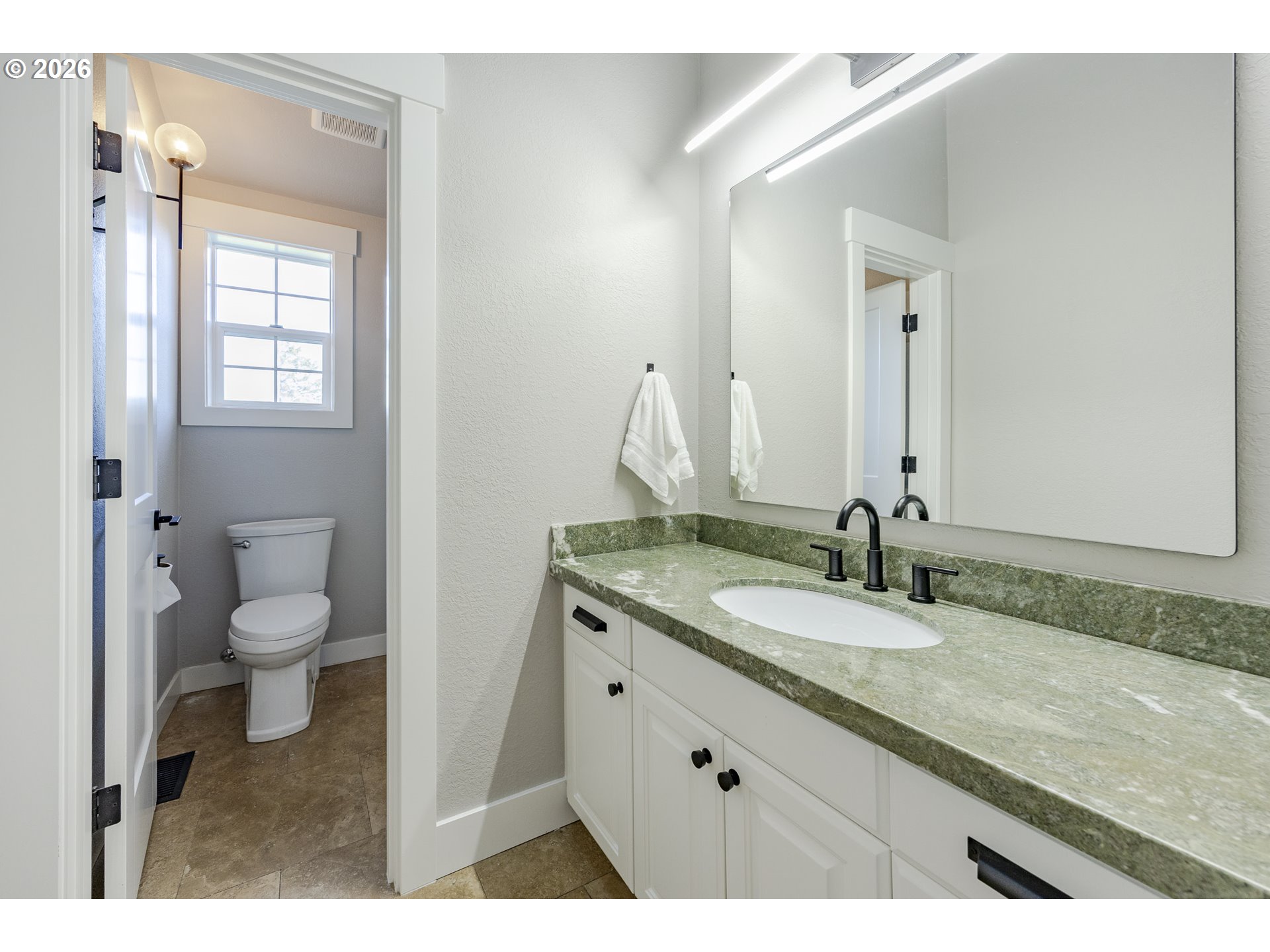 83471 S COVE WAY, Florence, OR, 97439