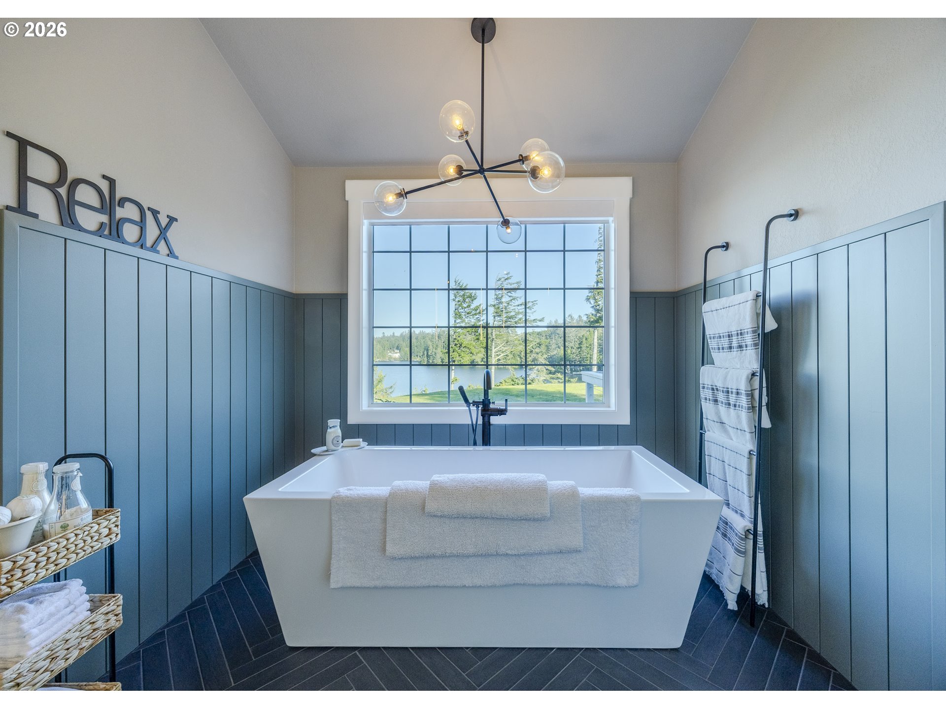 83471 S COVE WAY, Florence, OR, 97439