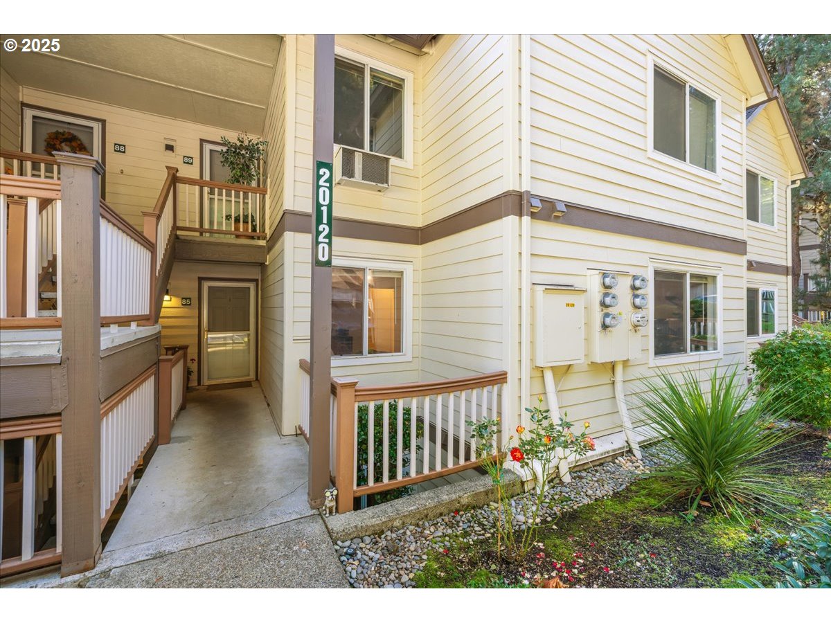 Photo #2: 469366789 Listing 