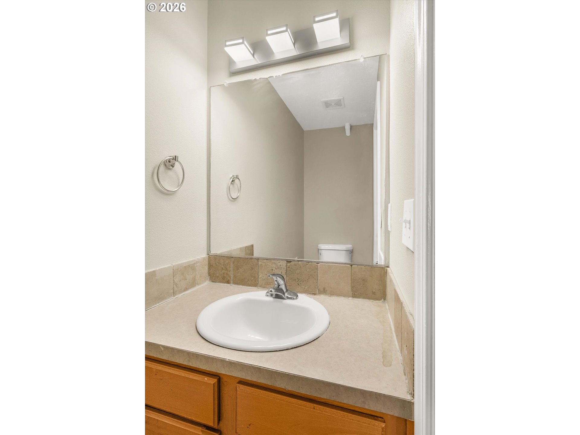 Photo #12: 471049142 Listing: Photo #12