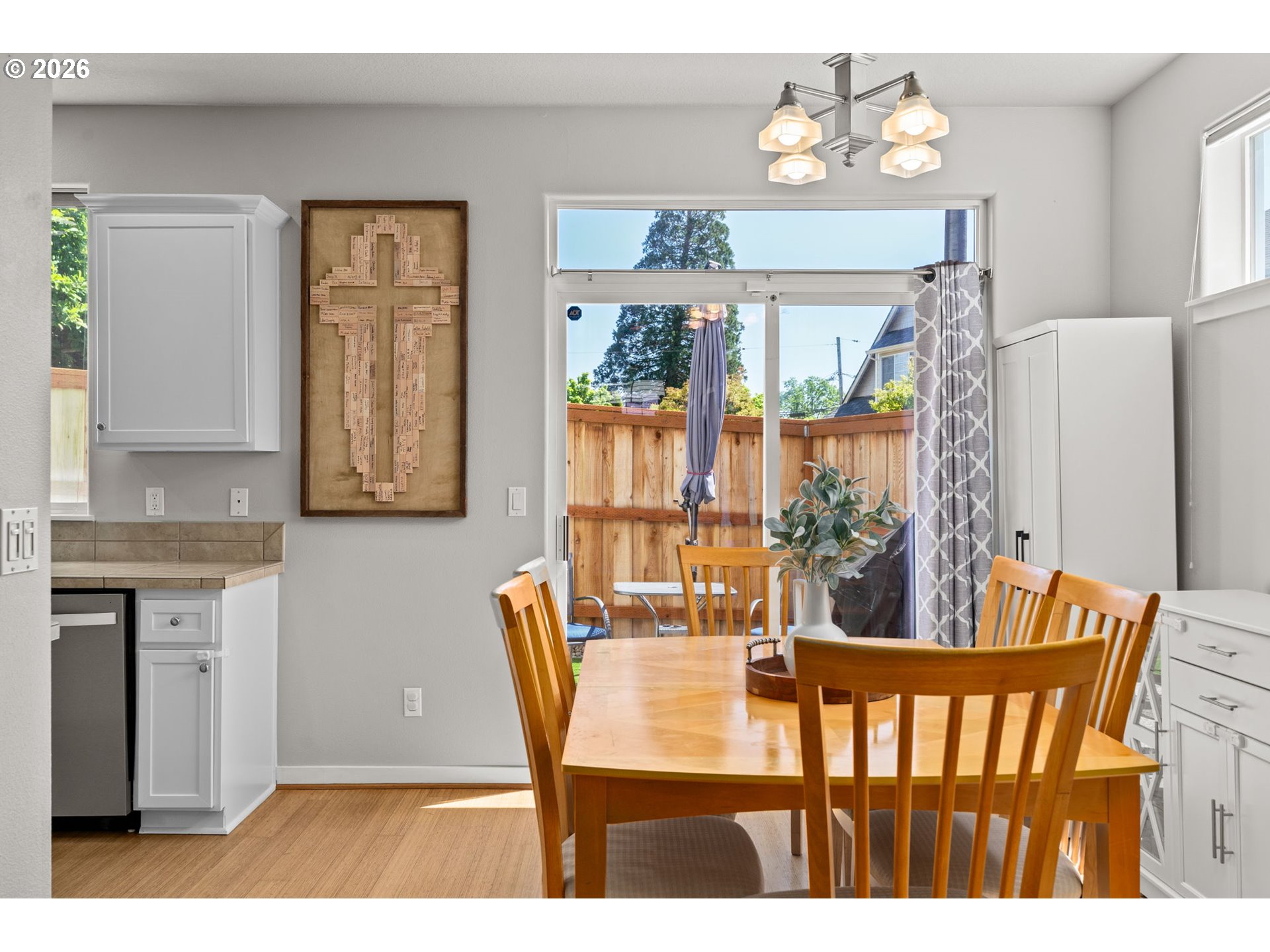 Photo #3: 472119837 Listing: Photo #3