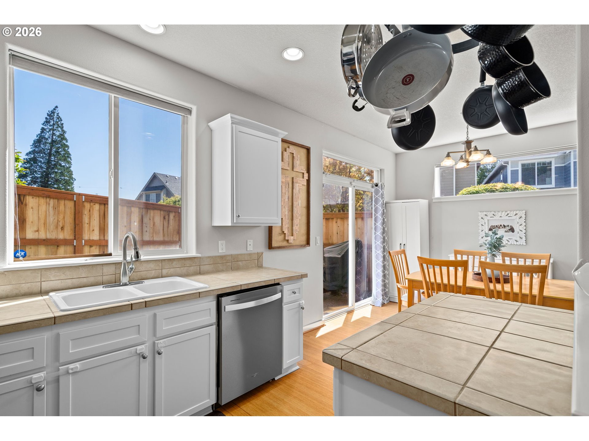 Photo #11: 472119837 Listing: Photo #11