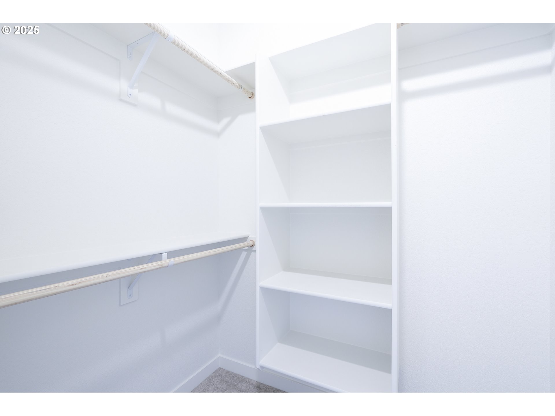 Photo #15: 472336052 Listing: Photo #15