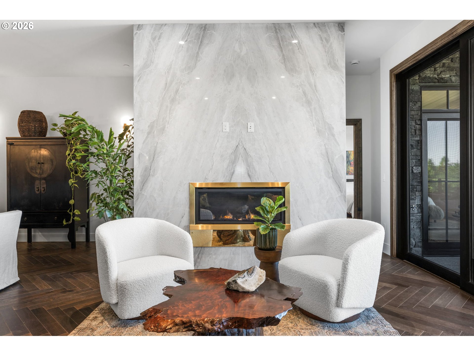 Photo #3: 472480974 Listing: Photo #3