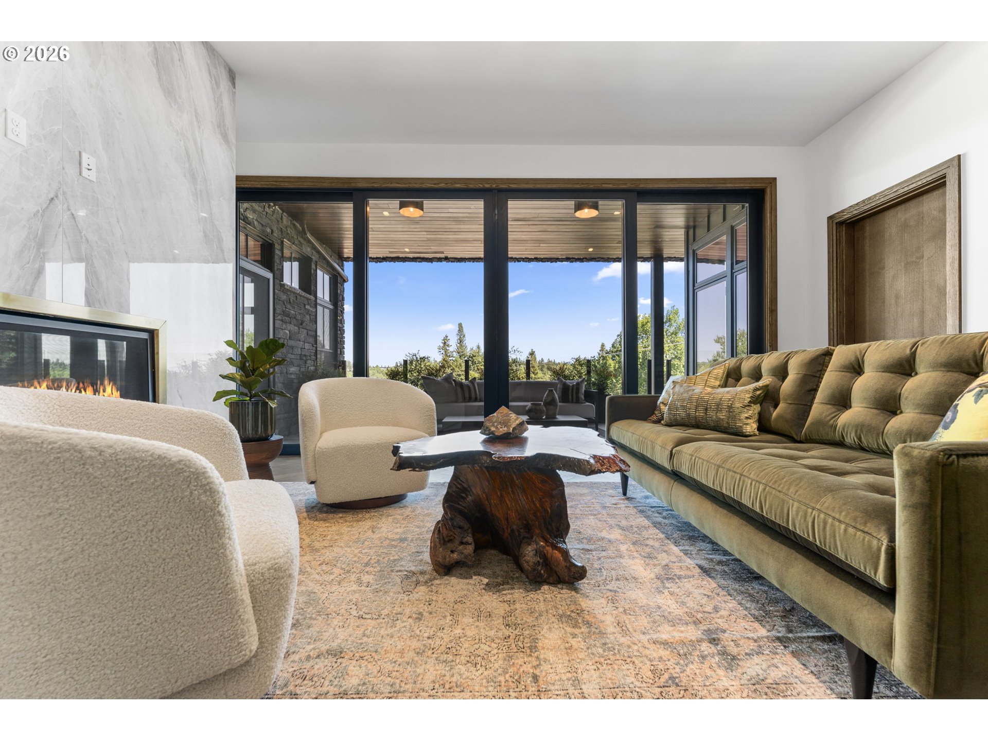 Photo #4: 472480974 Listing: Photo #4