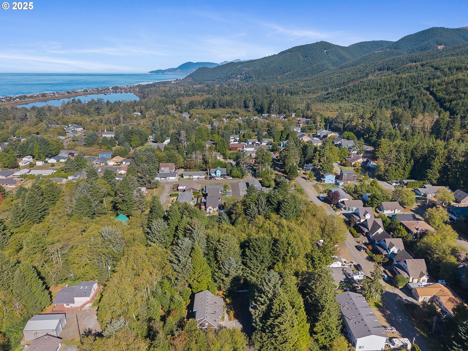 Ocean ST, Rockaway Beach, OR, 97136