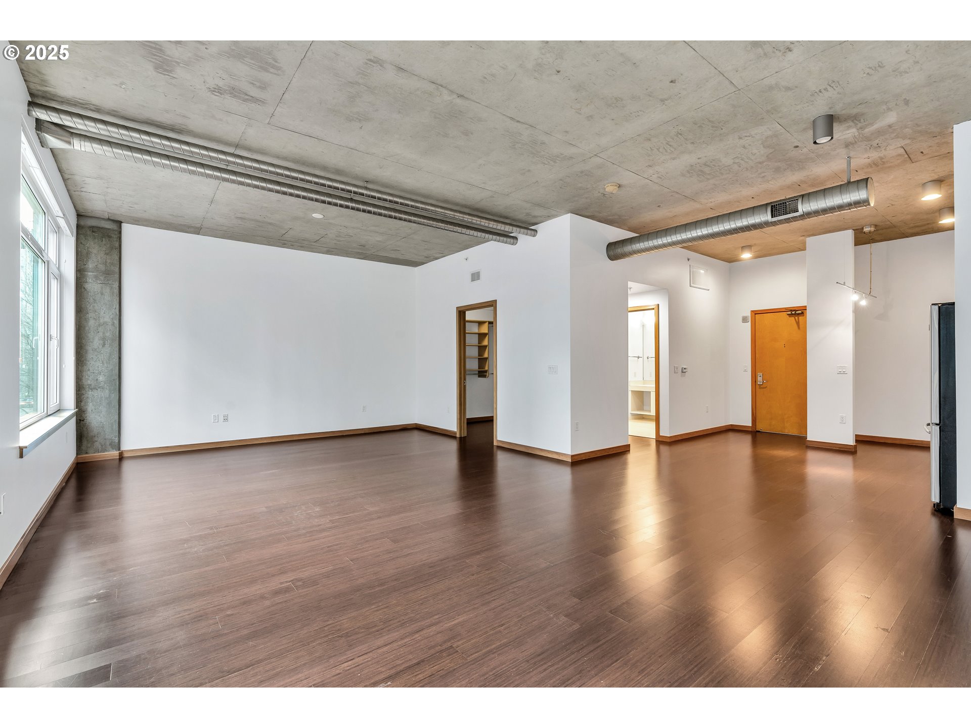 Photo #8: 473138357 Listing: Photo #8