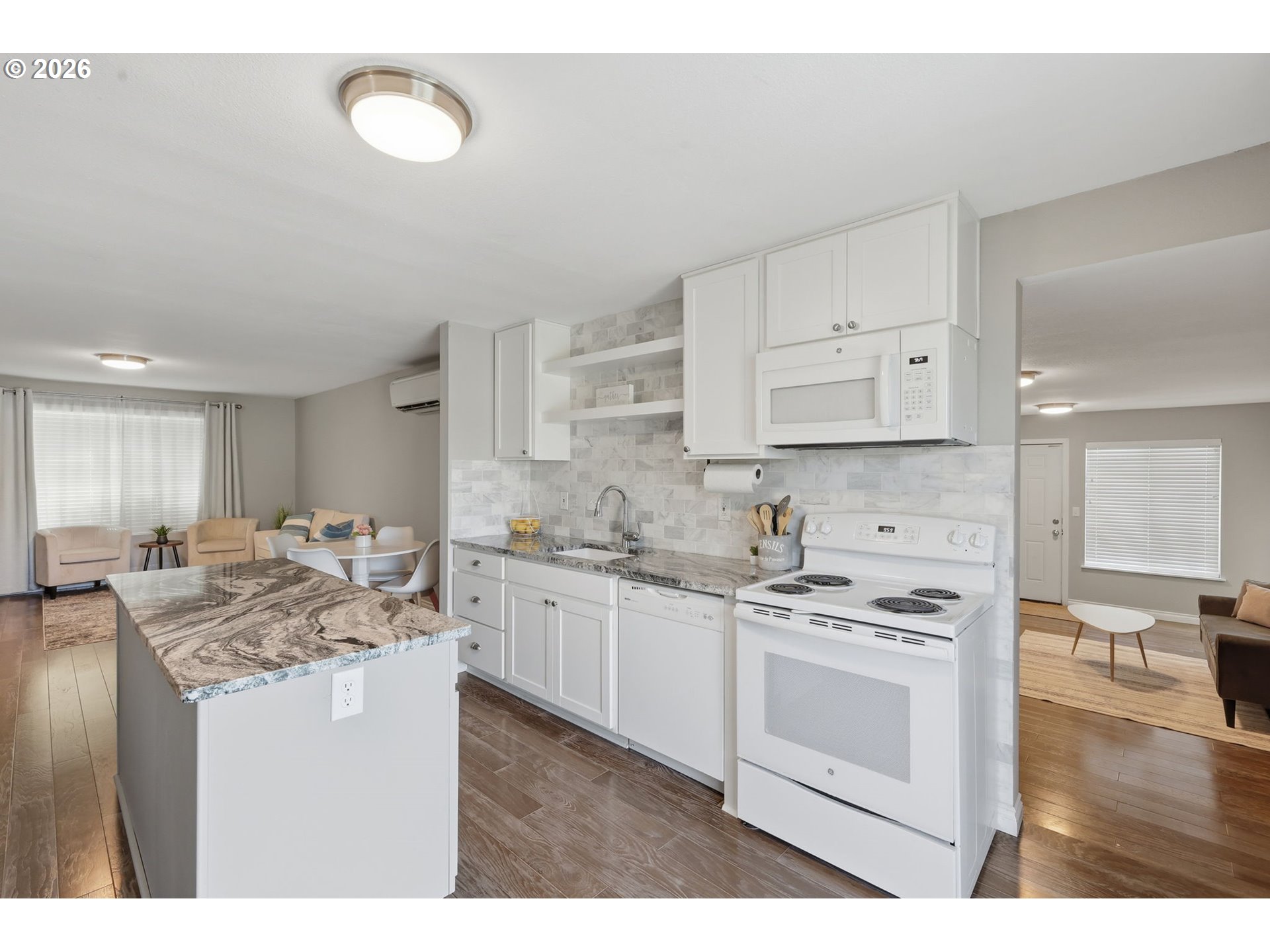 Photo #15: 473646951 Listing: Photo #15