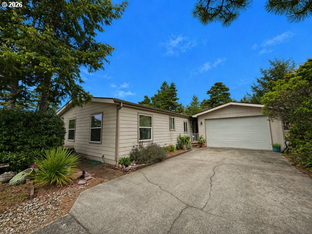 129 EVERGREEN LN, Florence, OR, 97439