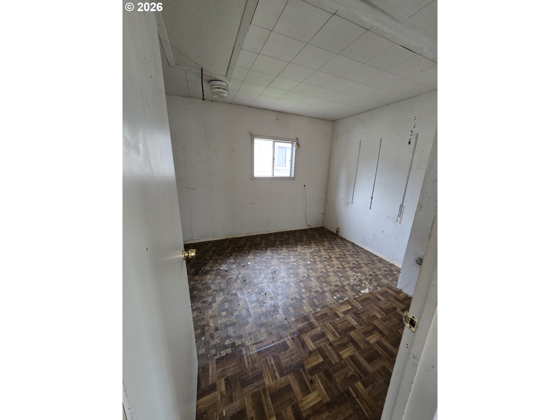 423 LONG AVE, Kelso, WA, 98626