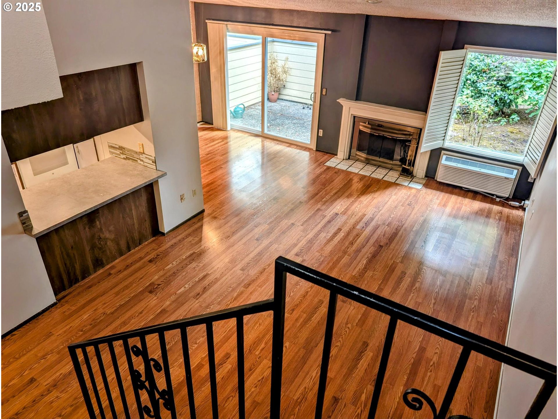 Photo #4: 474763381 Listing 