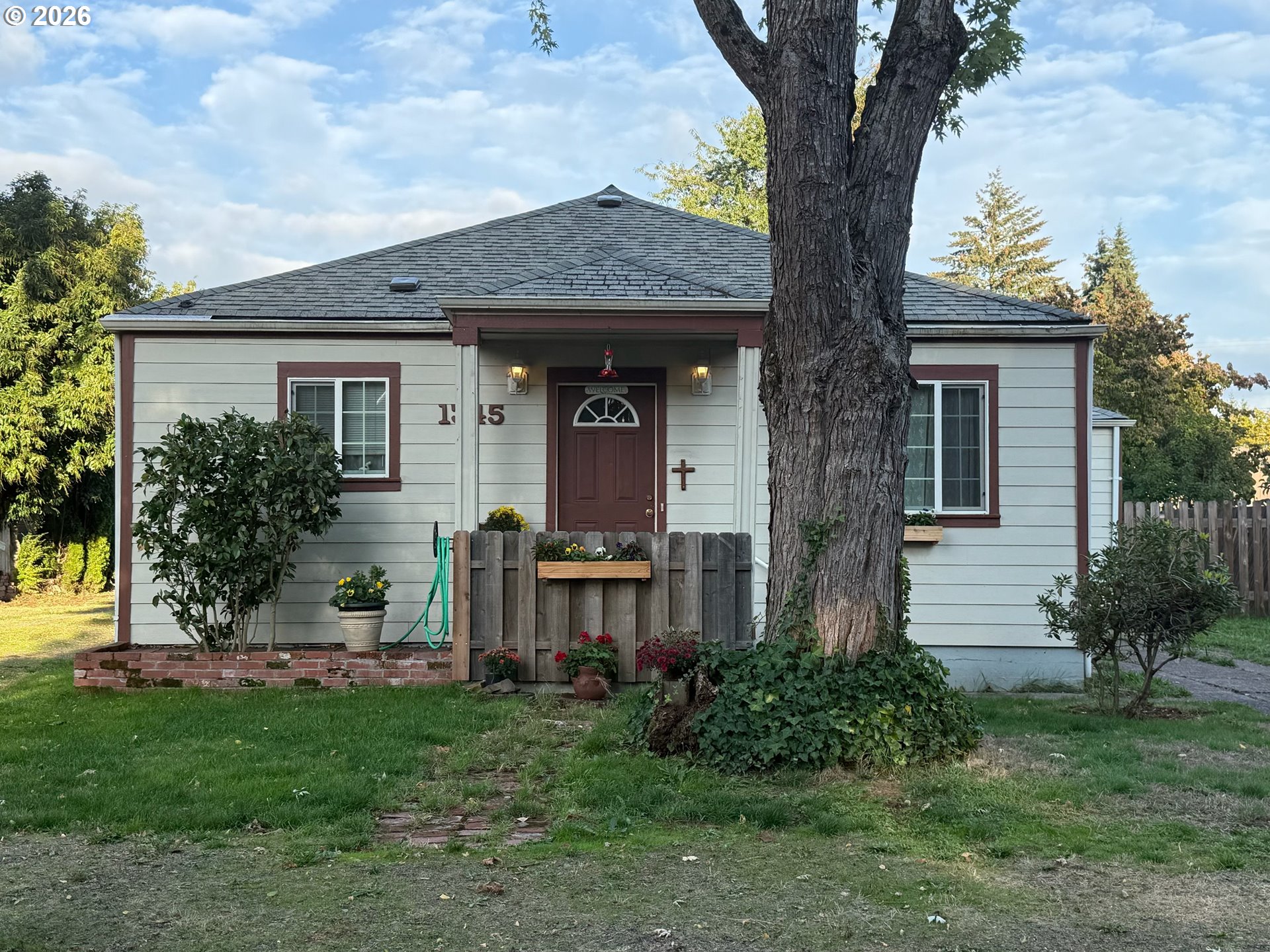 Address withheld by seller, Eugene