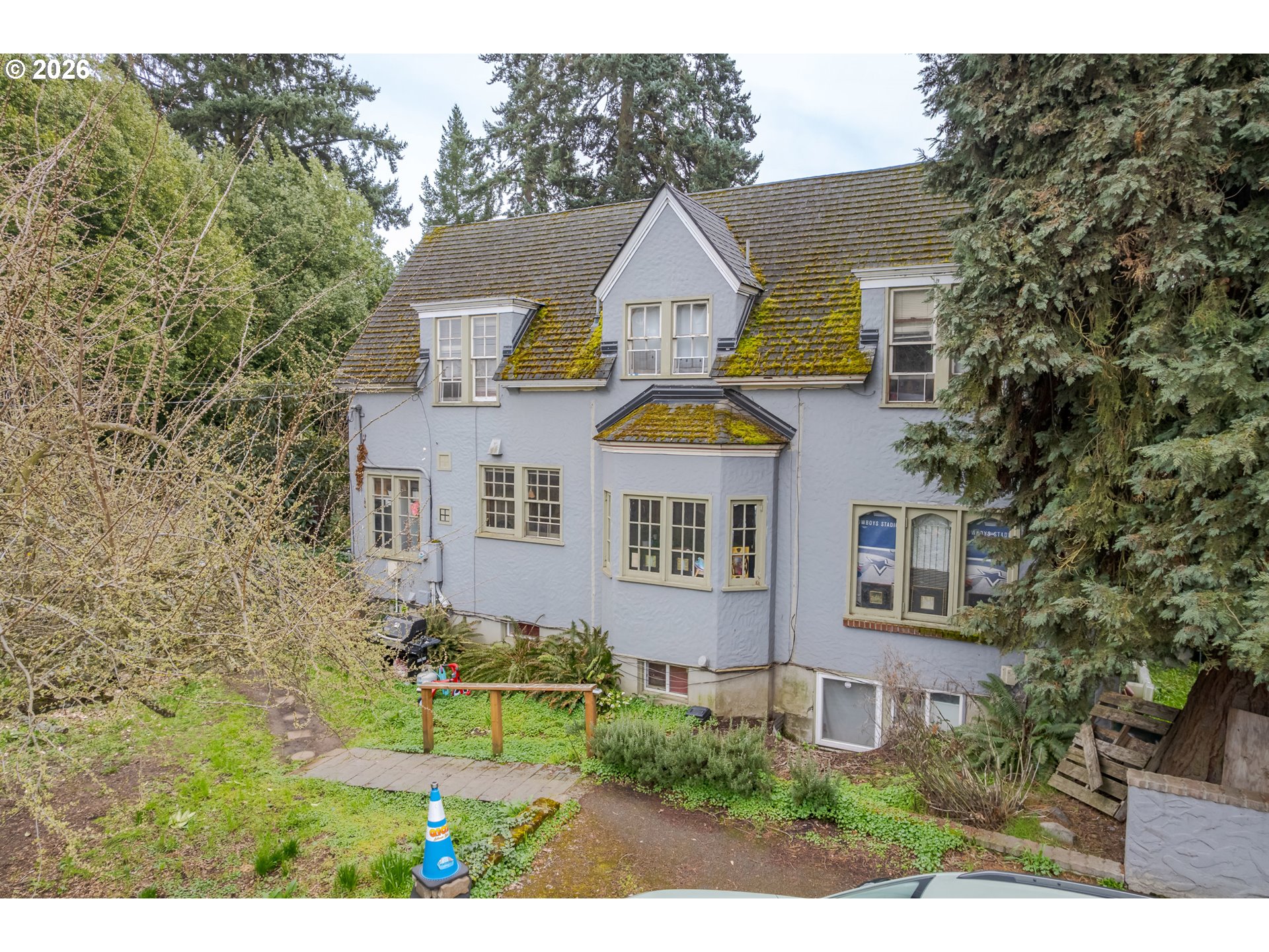 325 RIVER RD, Eugene, OR, 97404