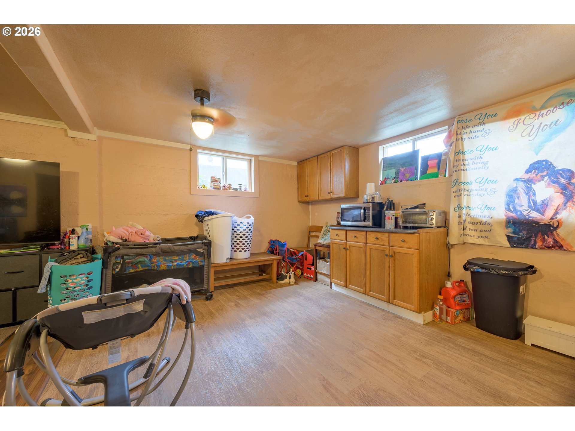 325 RIVER RD, Eugene, OR, 97404