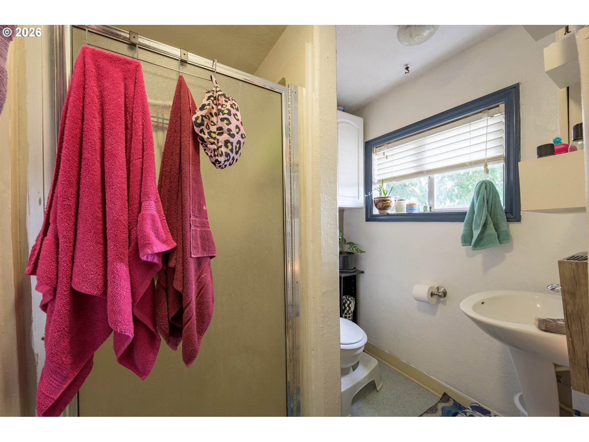 325 RIVER RD, Eugene, OR, 97404