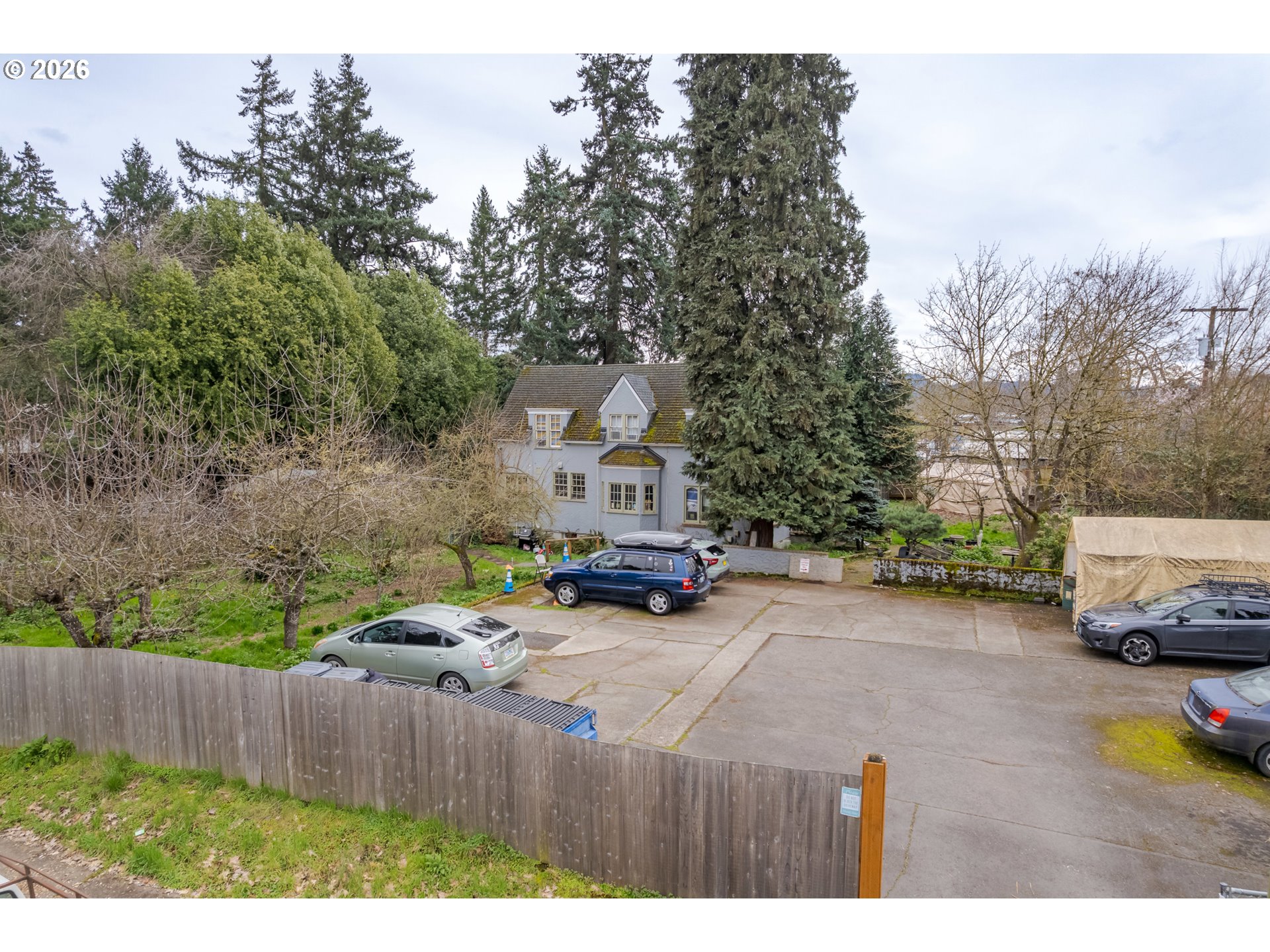 325 RIVER RD, Eugene, OR, 97404