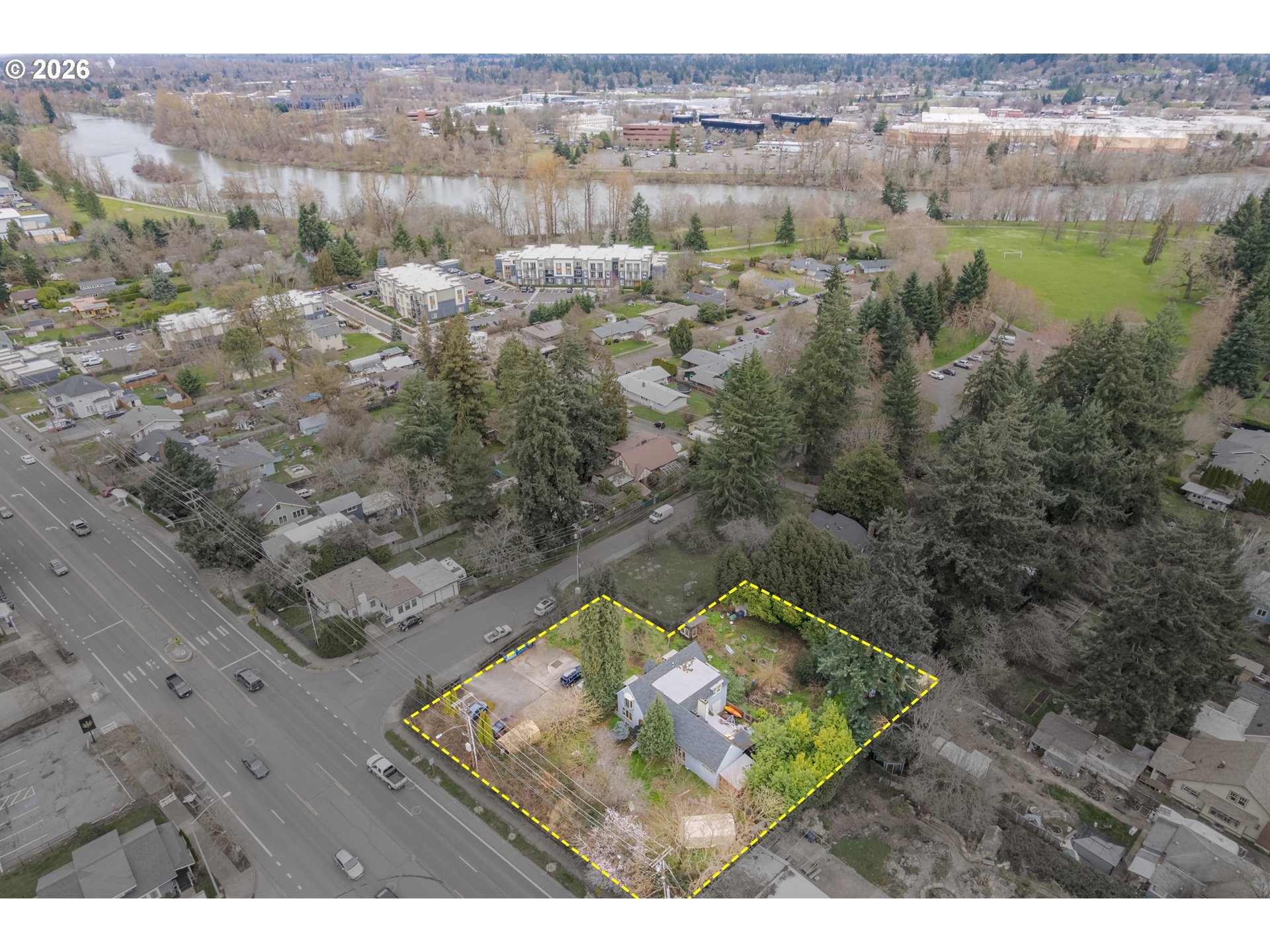 325 RIVER RD, Eugene, OR, 97404