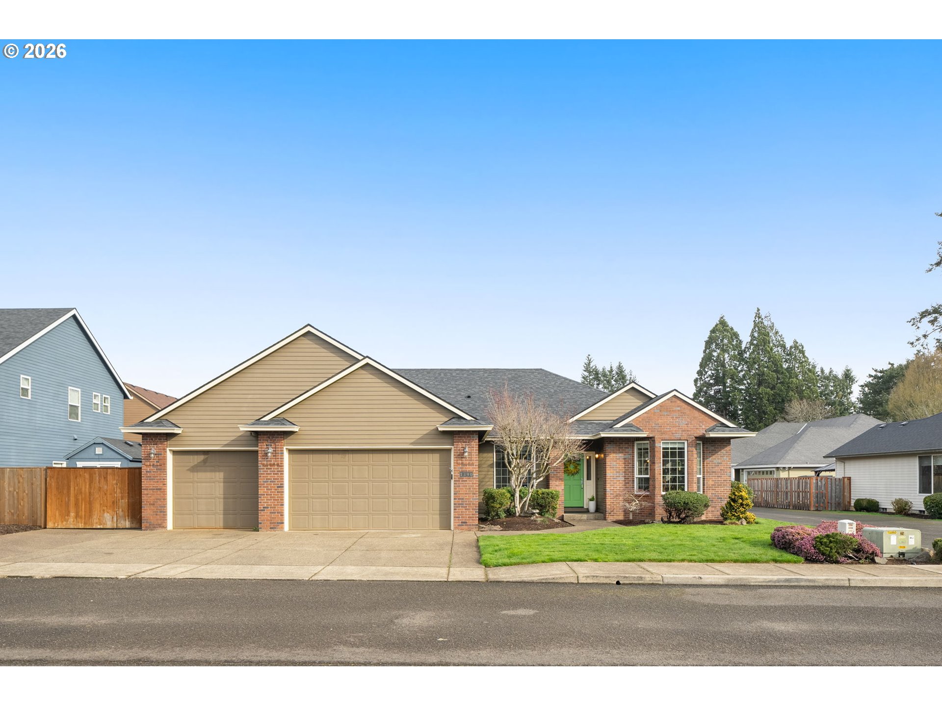 1955 W 28TH AVE, Eugene, OR, 97405