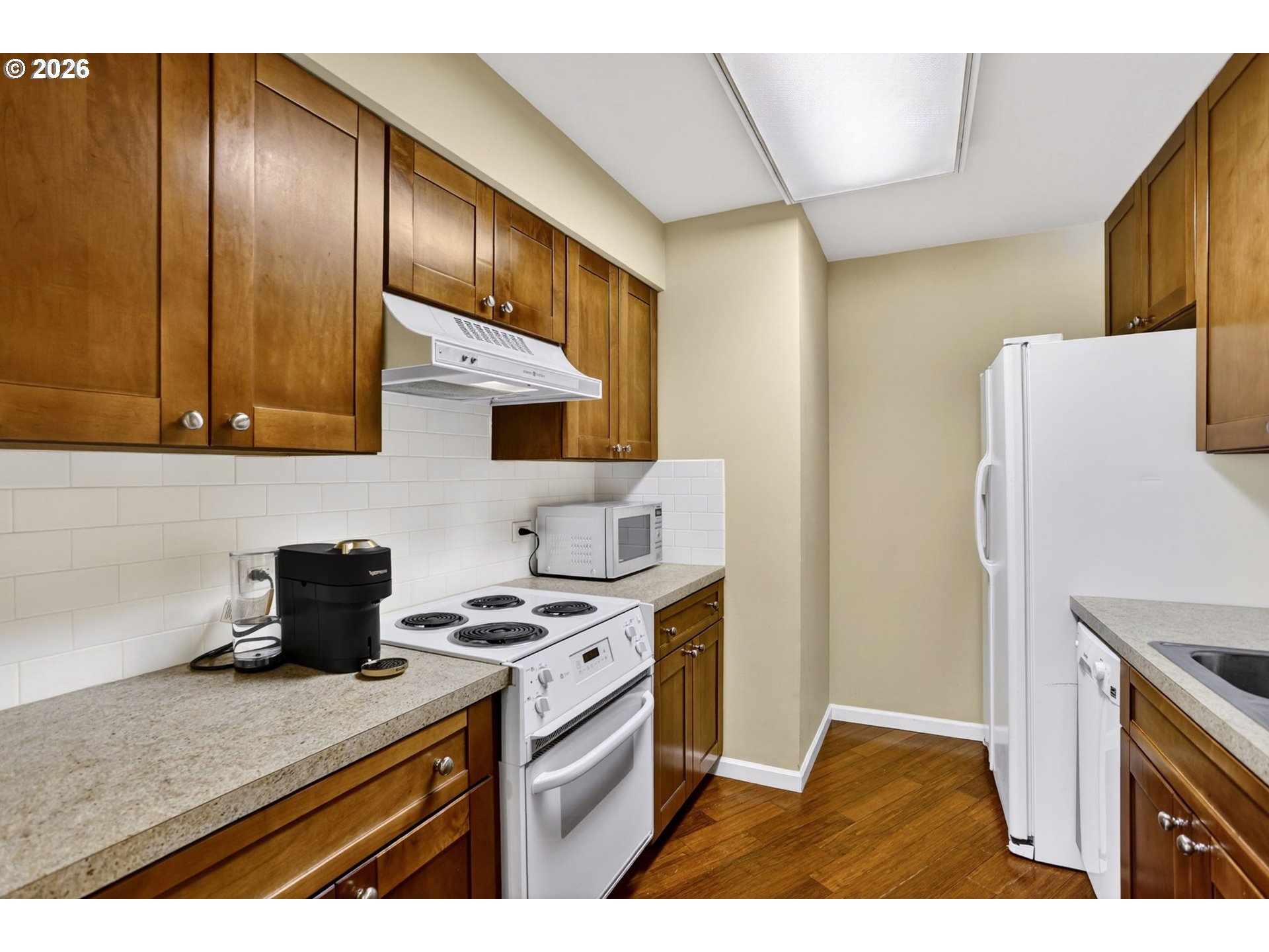 Photo #11: 475962522 Listing: Photo #11