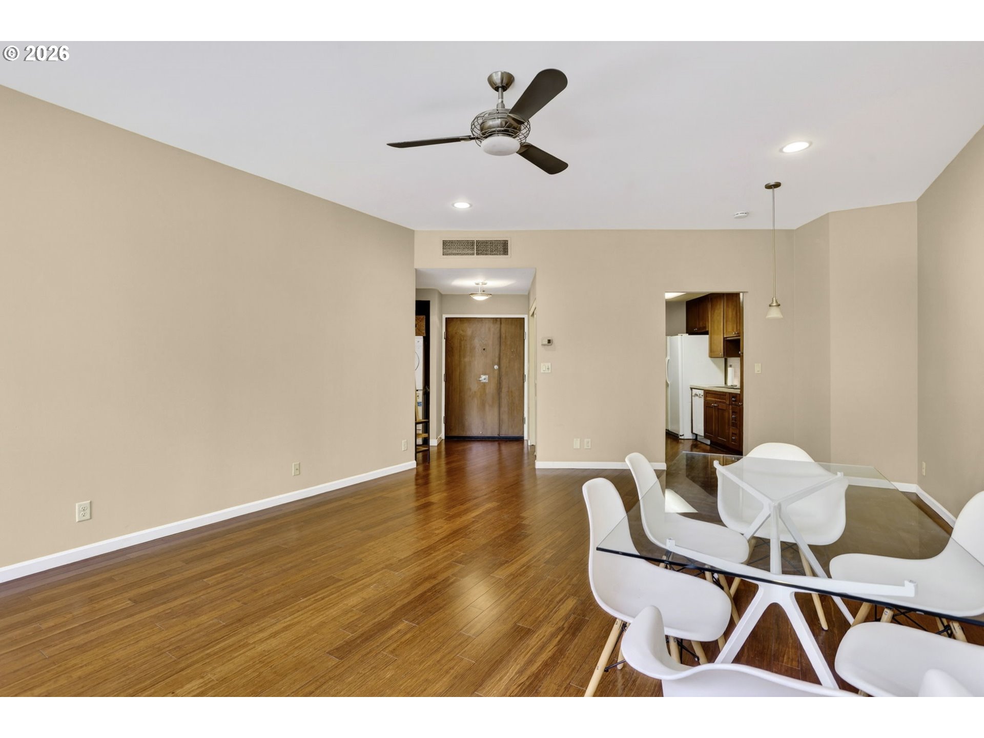 Photo #8: 475962522 Listing: Photo #8