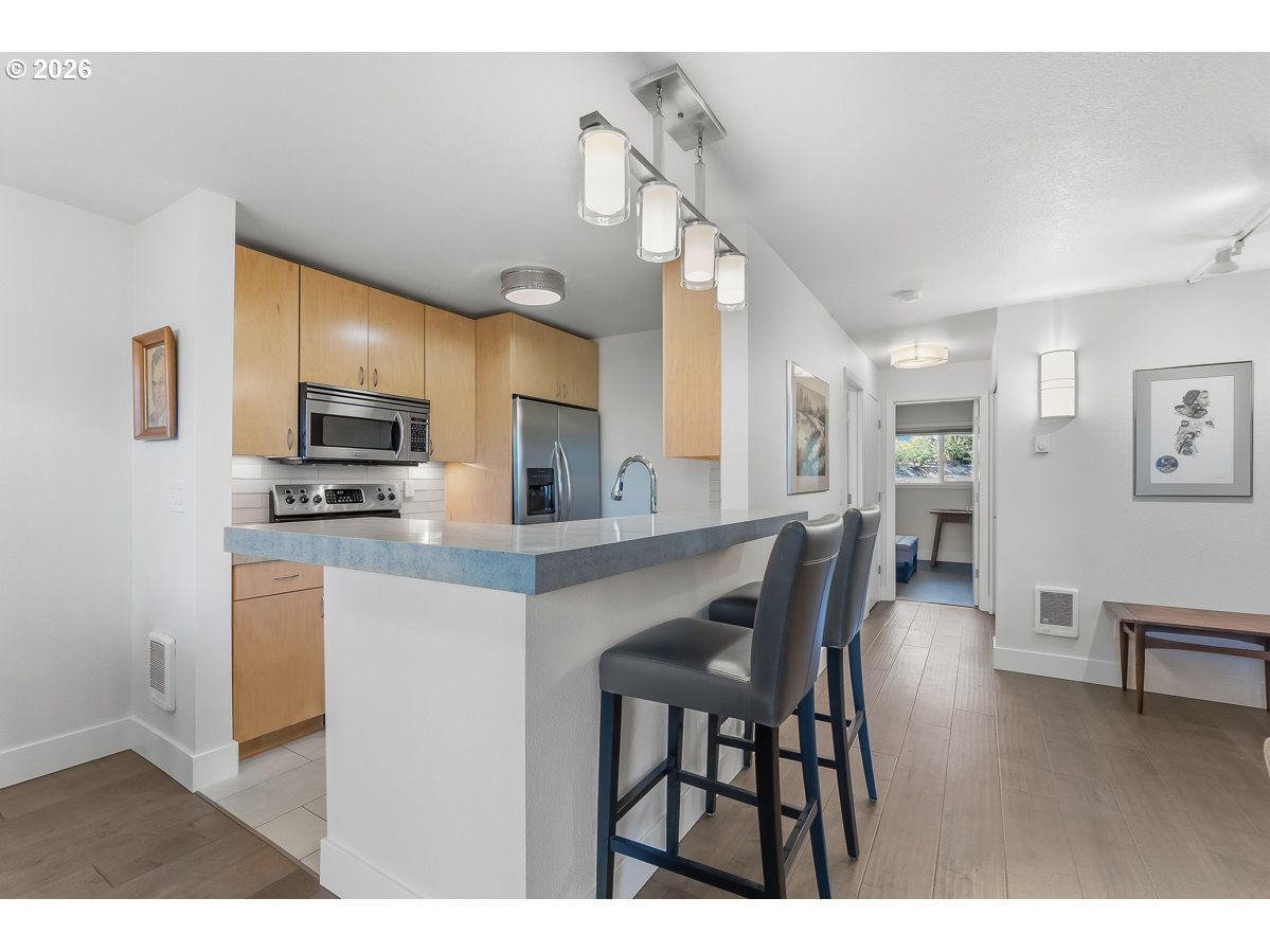 Photo #5: 476492344 Listing: Photo #5