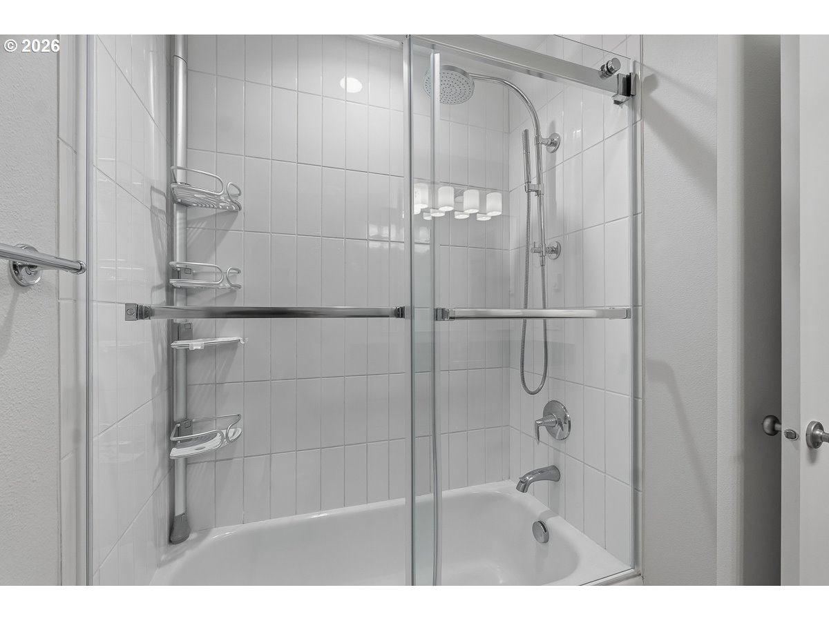 Photo #11: 476492344 Listing: Photo #11