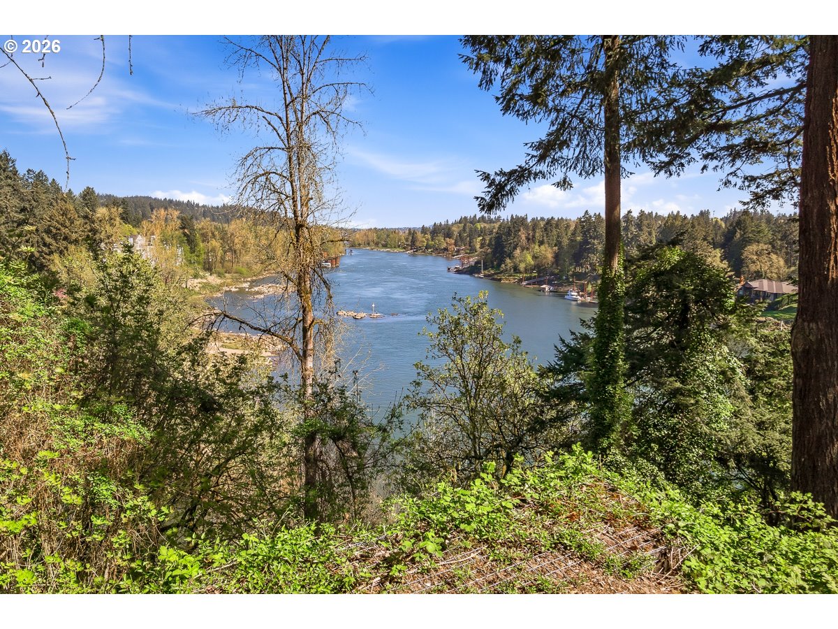 Photo #31: 476492344 Listing: Photo #31