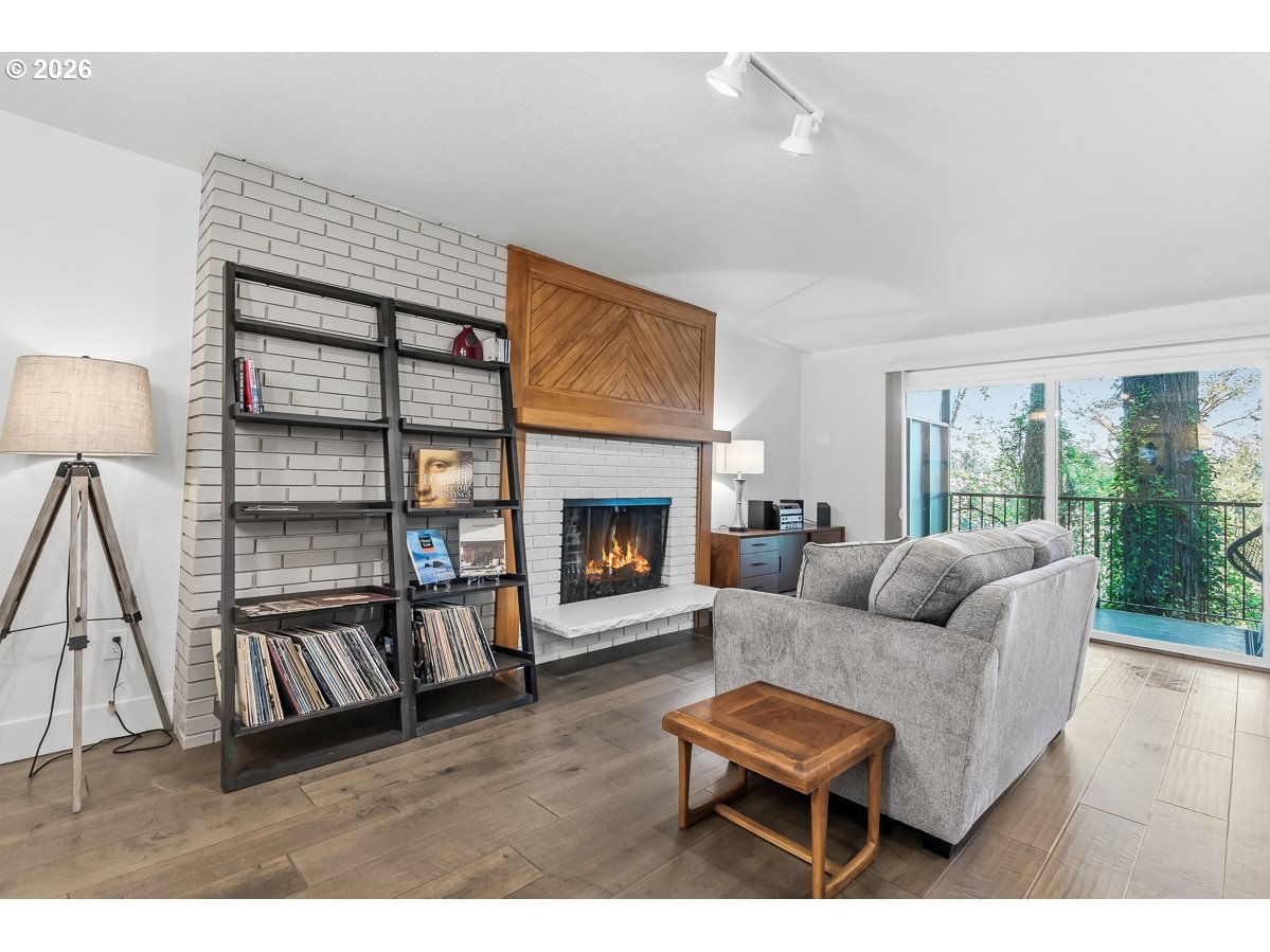 200 BURNHAM RD UNIT 103, Lake Oswego, OR, 97034