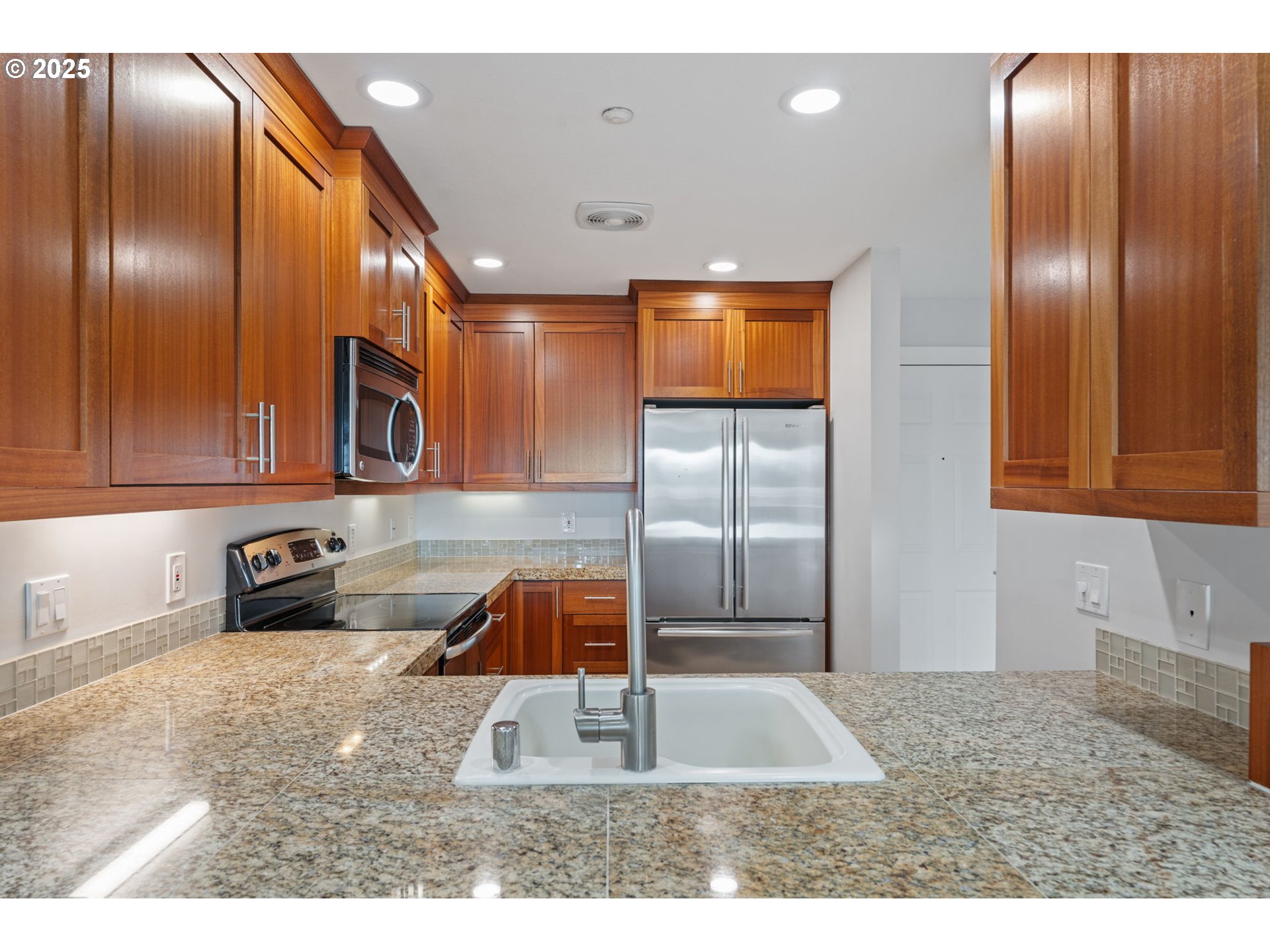 Photo #10: 477770202 Listing: Photo #10