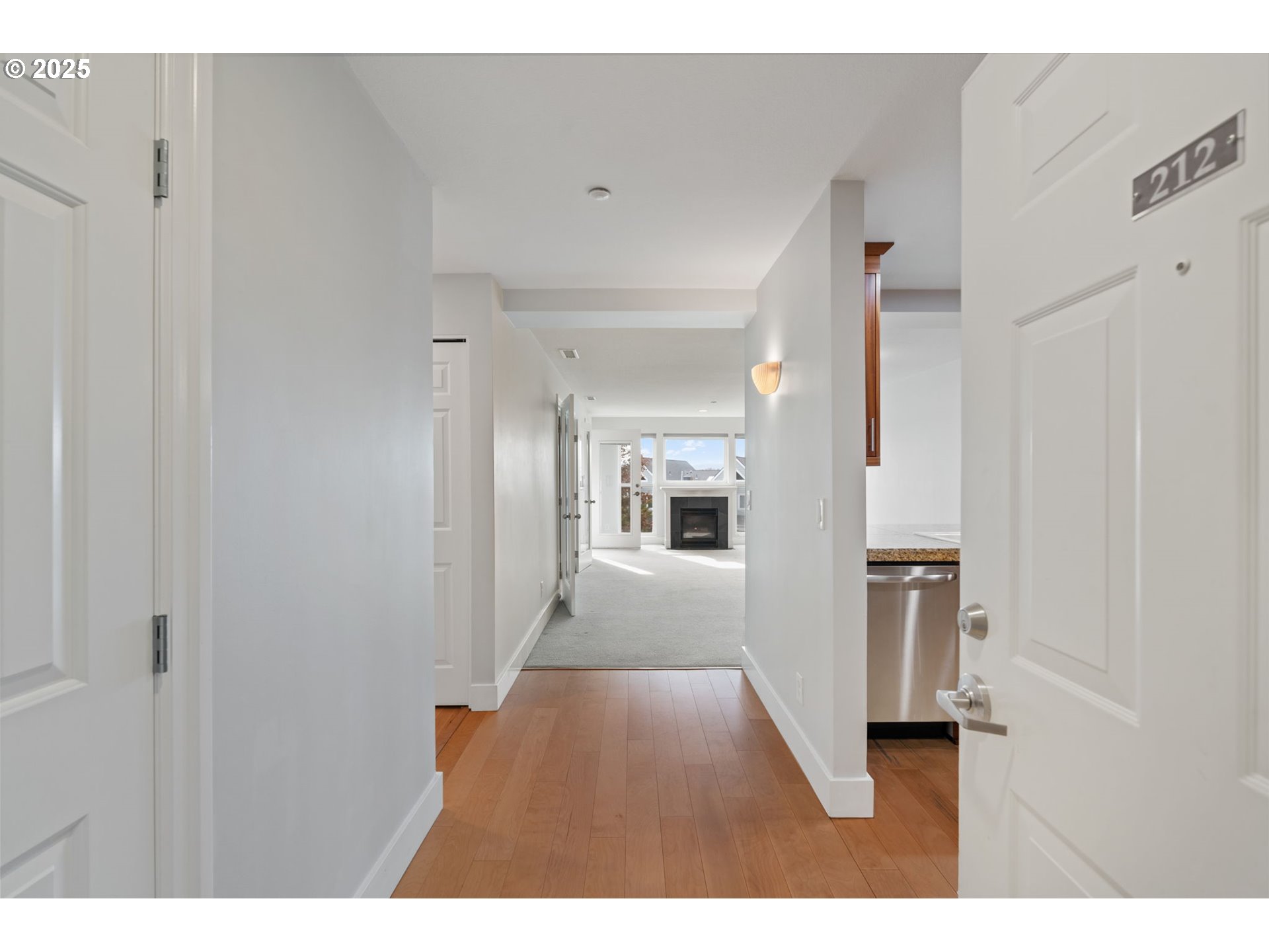 Photo #5: 477770202 Listing: Photo #5