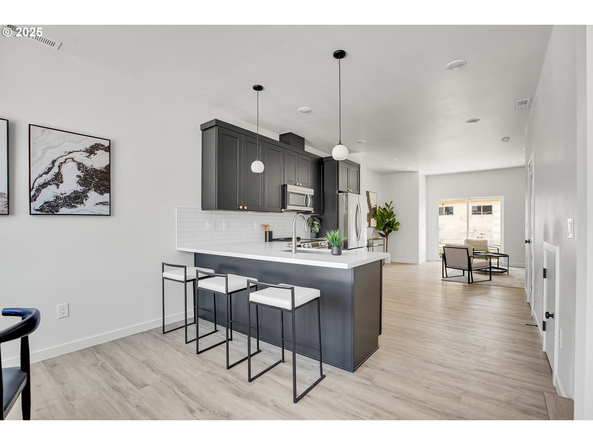 14834 NE Couch ST UNIT 6, Portland, OR, 97230