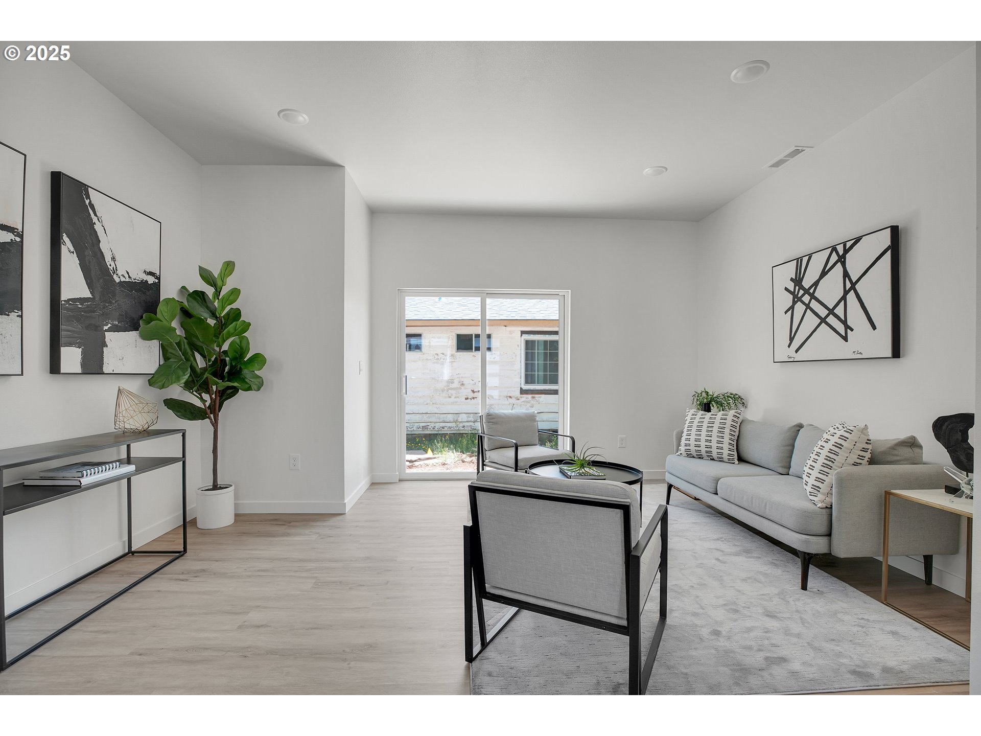 14834 NE Couch ST UNIT 6, Portland, OR, 97230