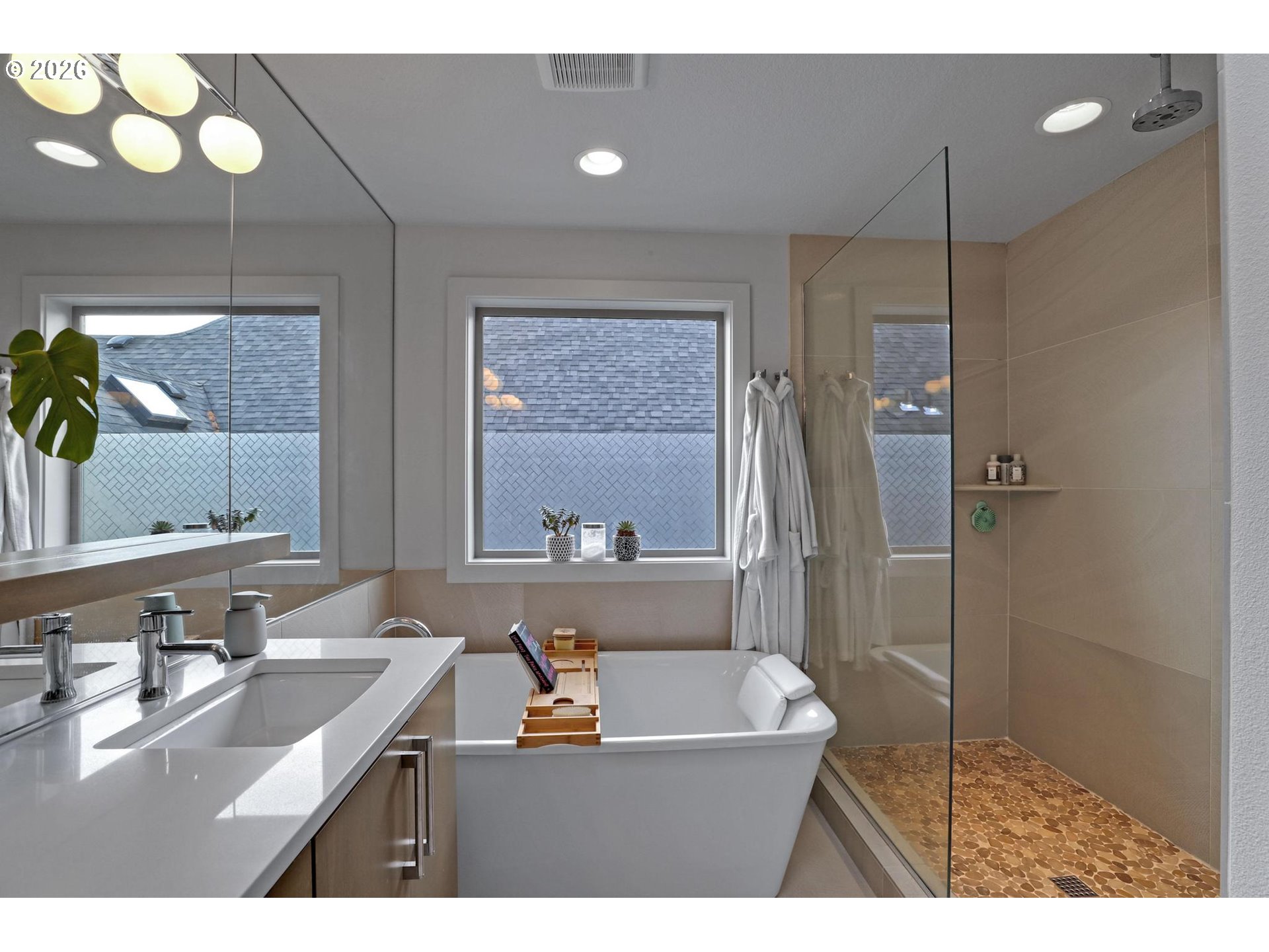 3121 SE 6TH AVE, Portland, OR, 97202