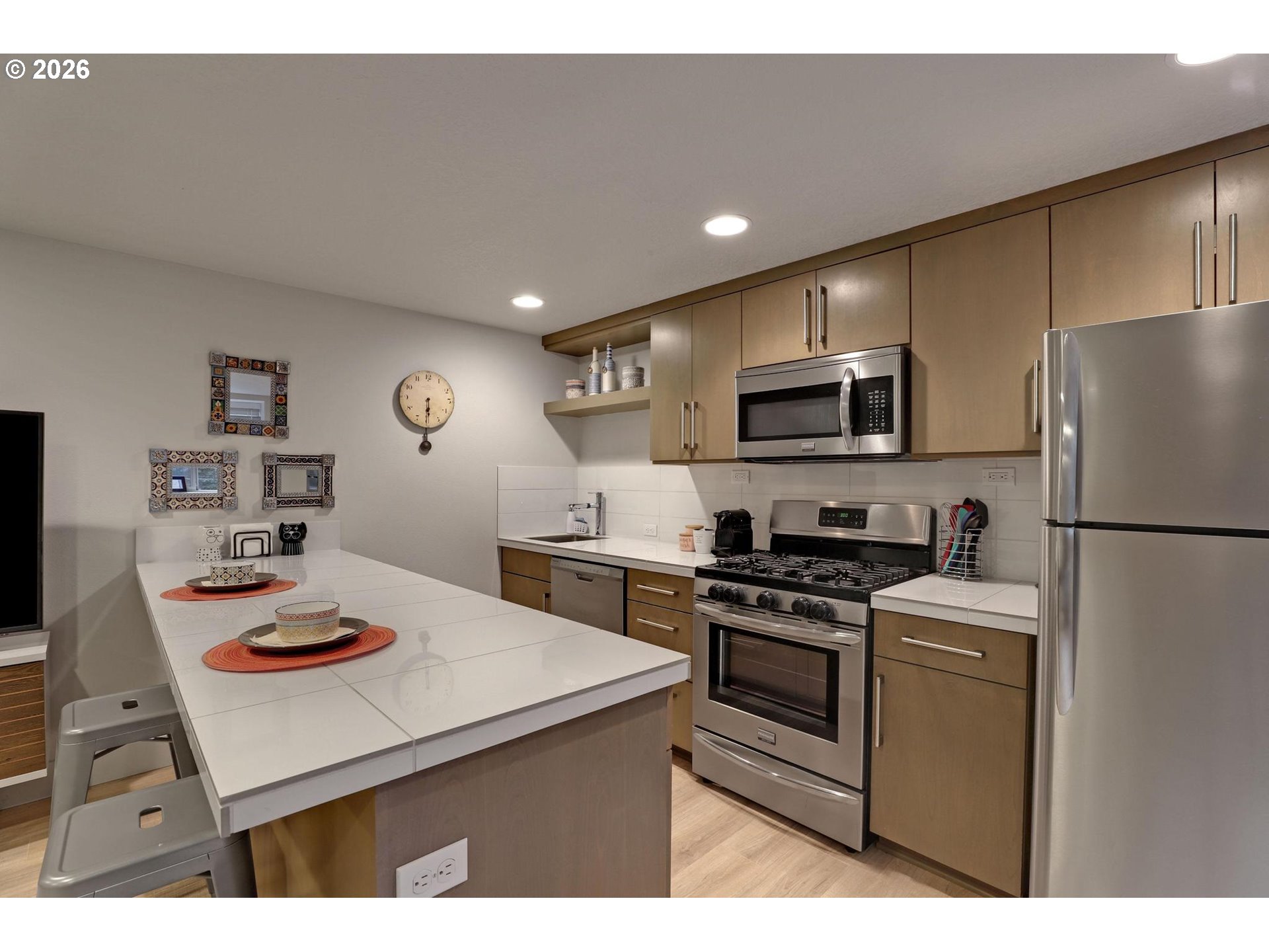 3121 SE 6TH AVE, Portland, OR, 97202