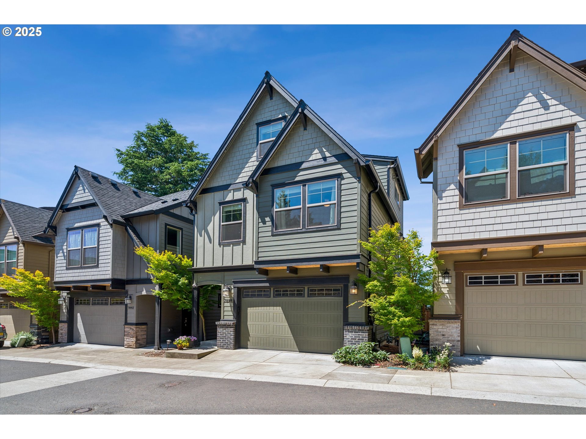 Photo #3: 479618366 Listing 