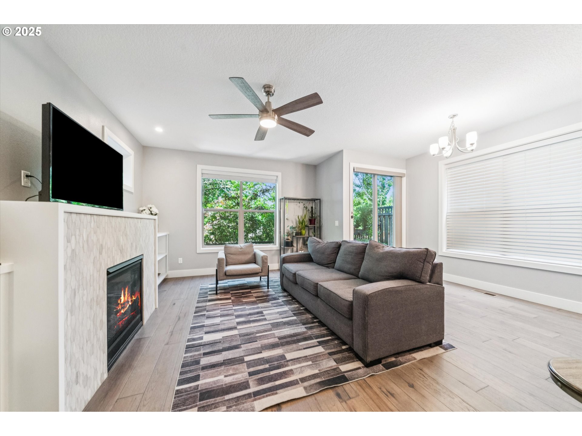 Photo #4: 479618366 Listing 