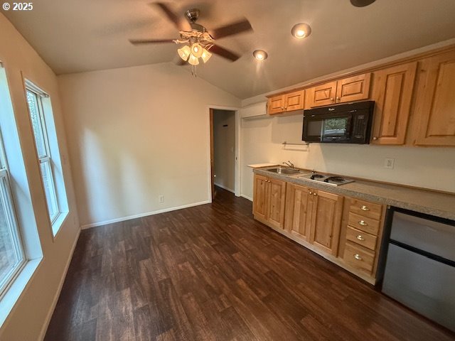 25 SAND DOLLAR DR, Florence, OR, 97439