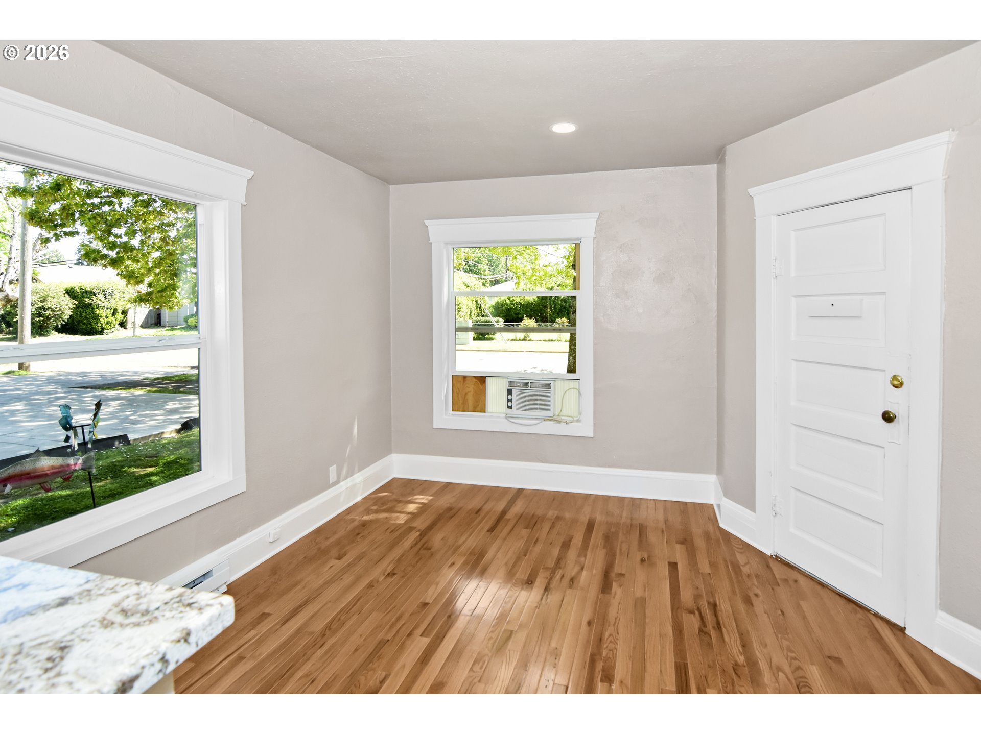 Property photo 11 of 33